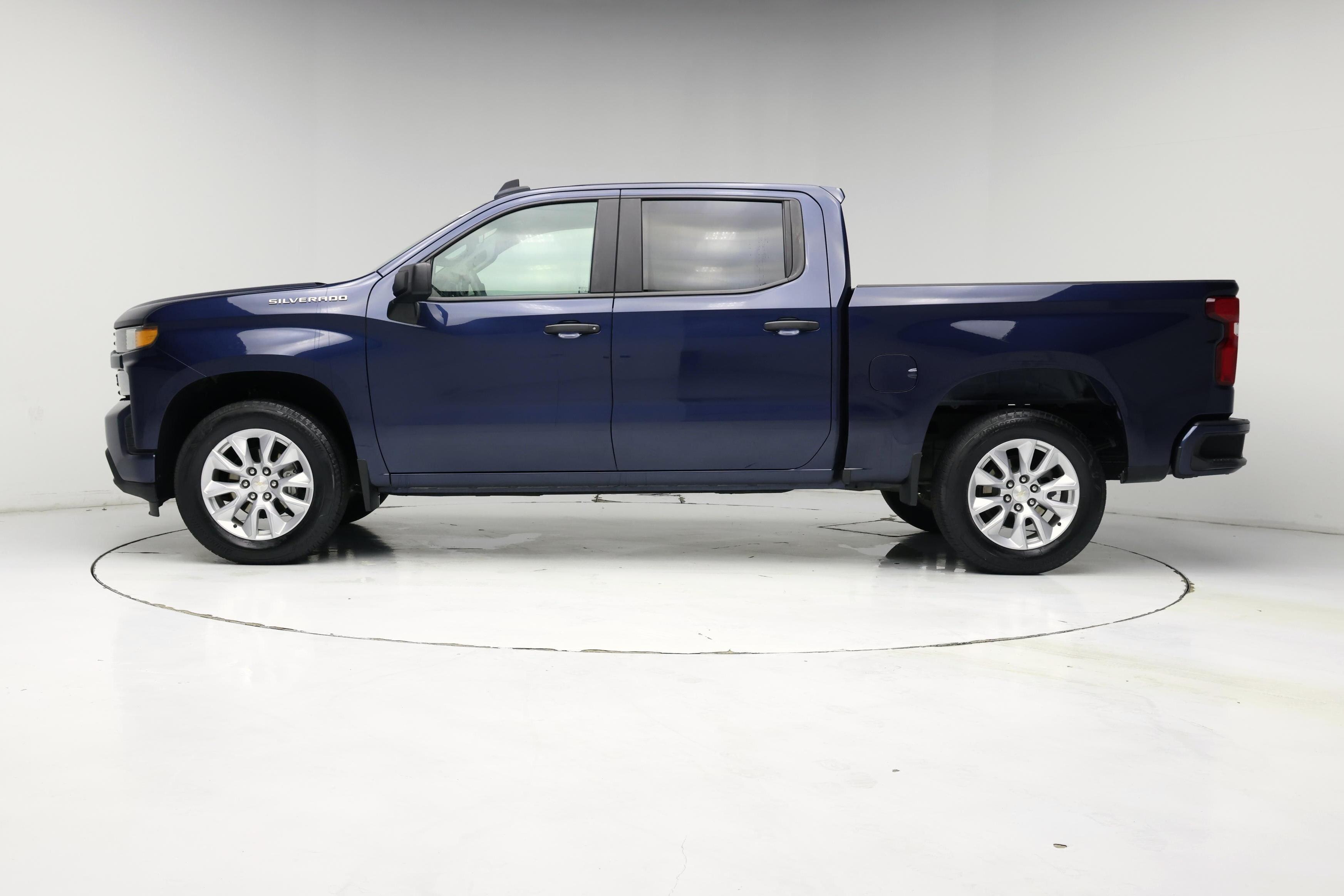 Thumbnail: 2022 Chevrolet Silverado 1500 - 3