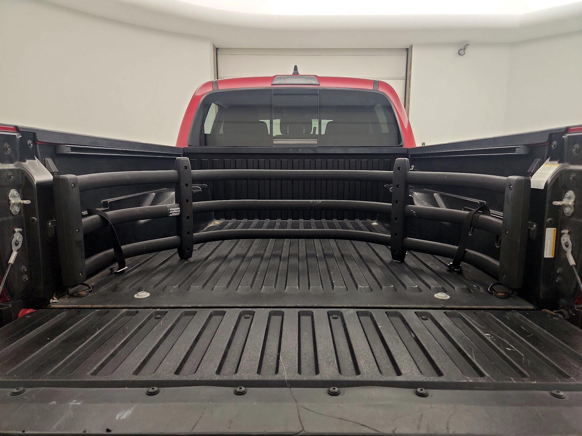 Thumbnail: 2021 Toyota Tacoma - 20