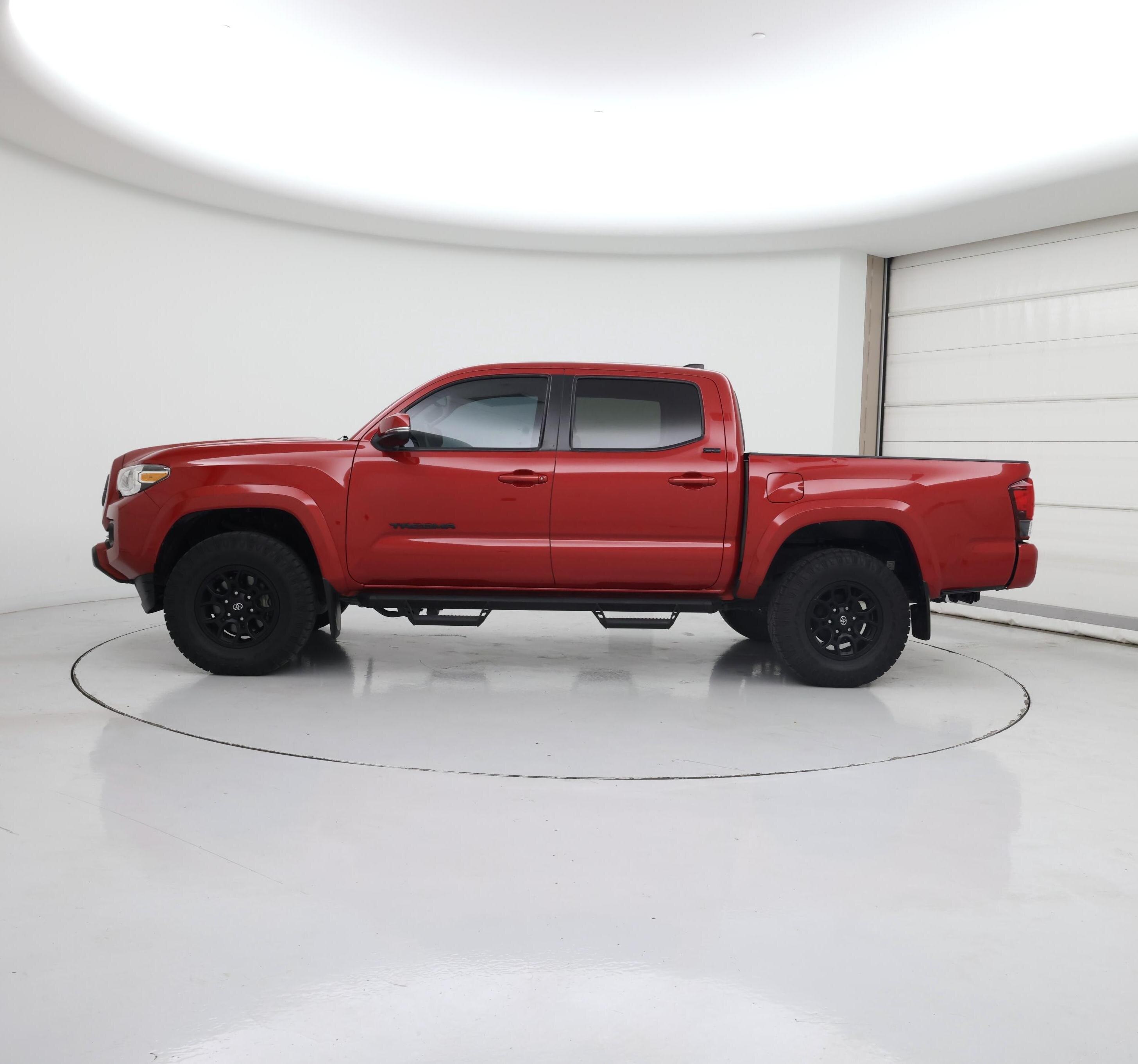 Thumbnail: 2021 Toyota Tacoma - 3