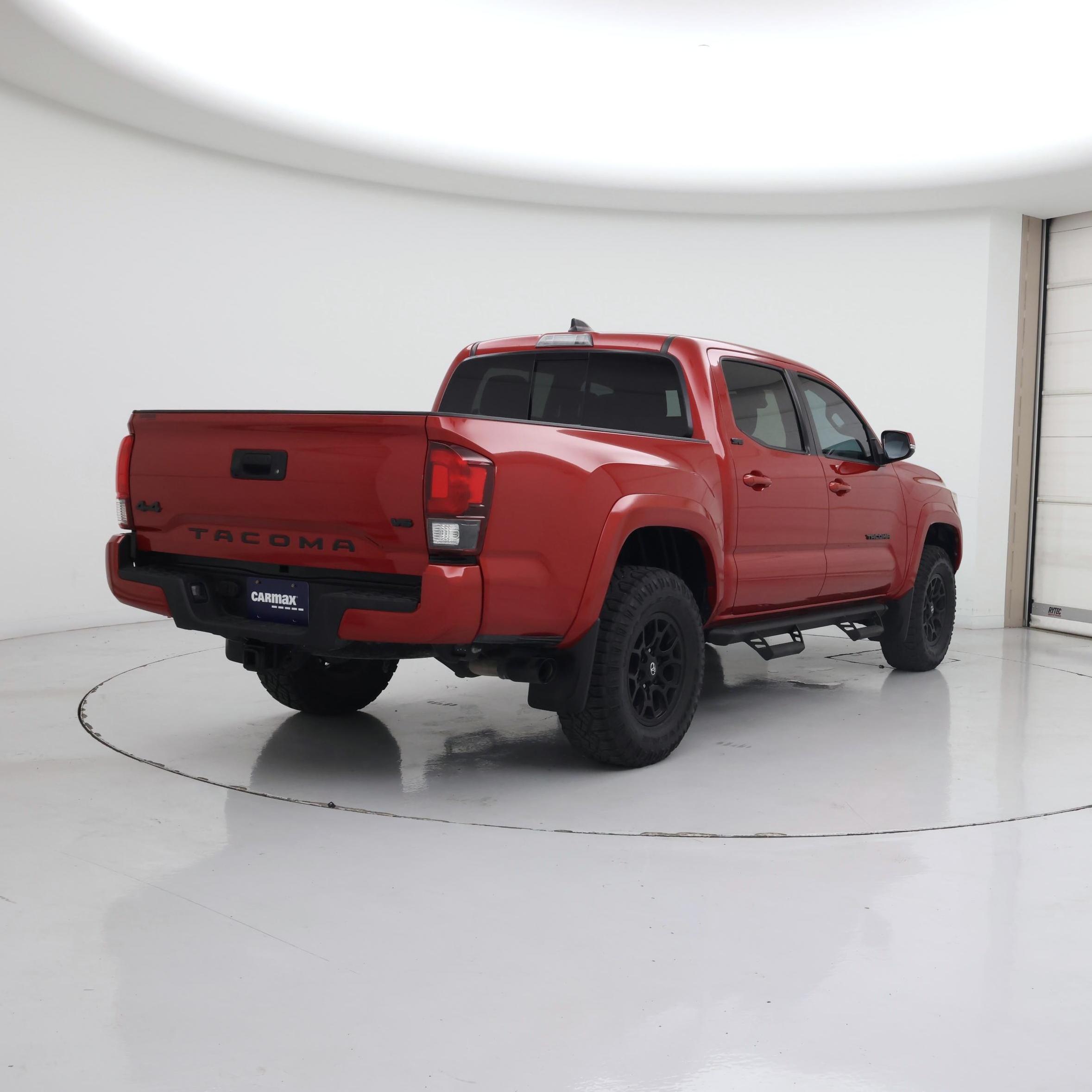 Thumbnail: 2021 Toyota Tacoma - 8