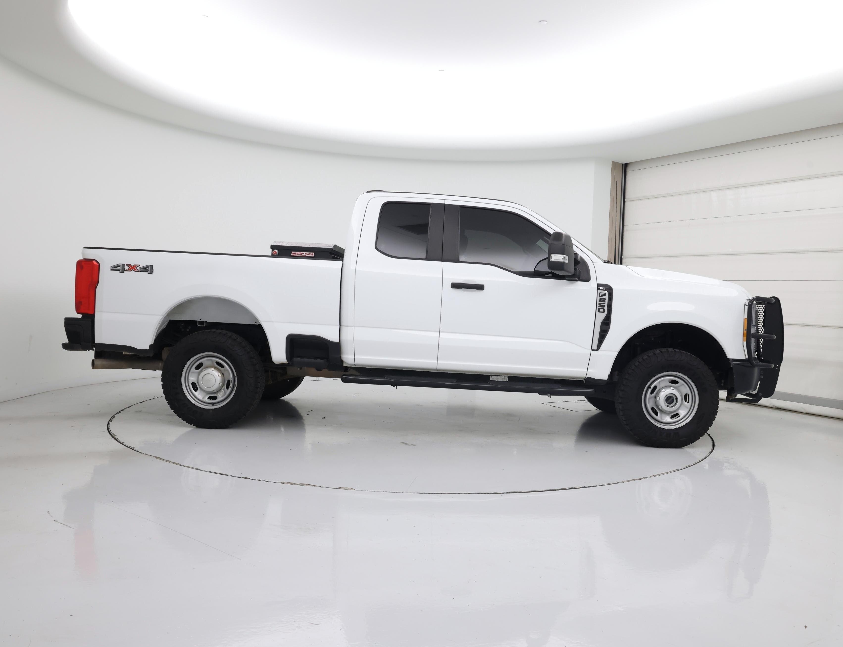 Thumbnail: 2023 Ford F-250 - 7