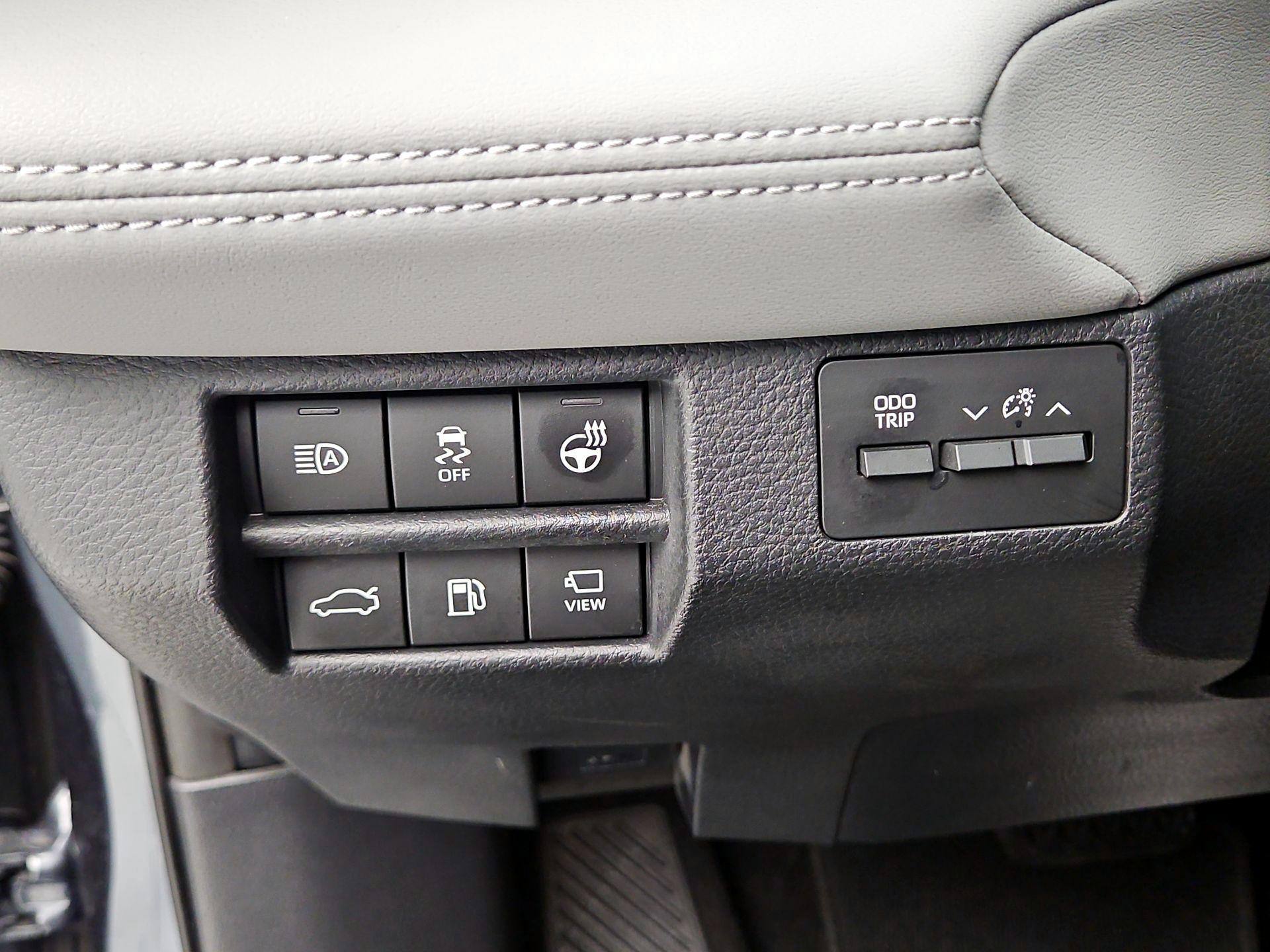 Thumbnail: 2019 Toyota Avalon - 13