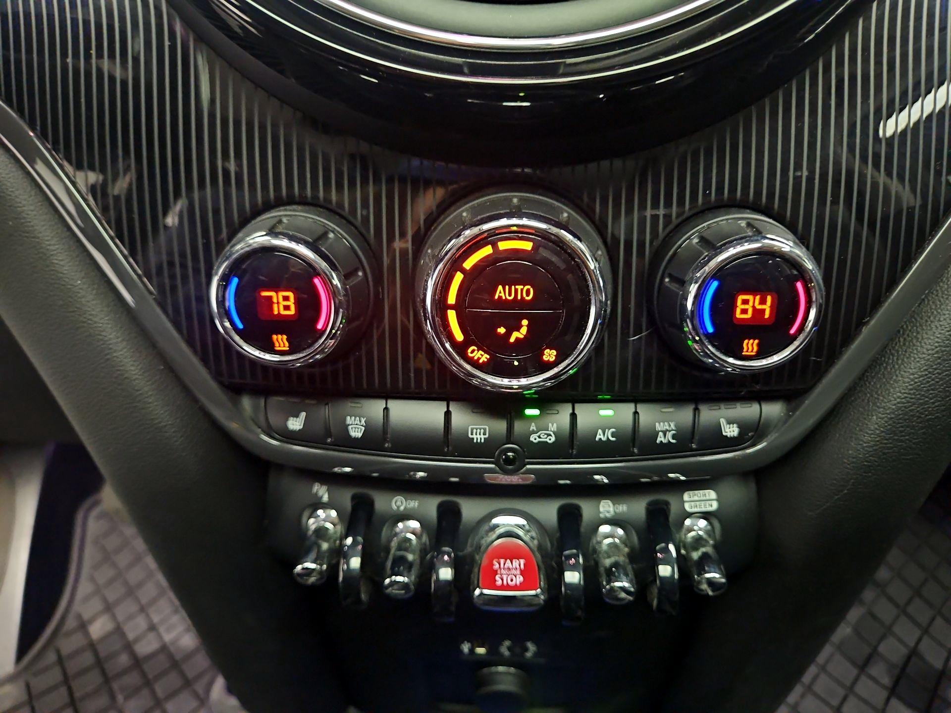 Thumbnail: 2018 MINI Cooper Countryman - 16