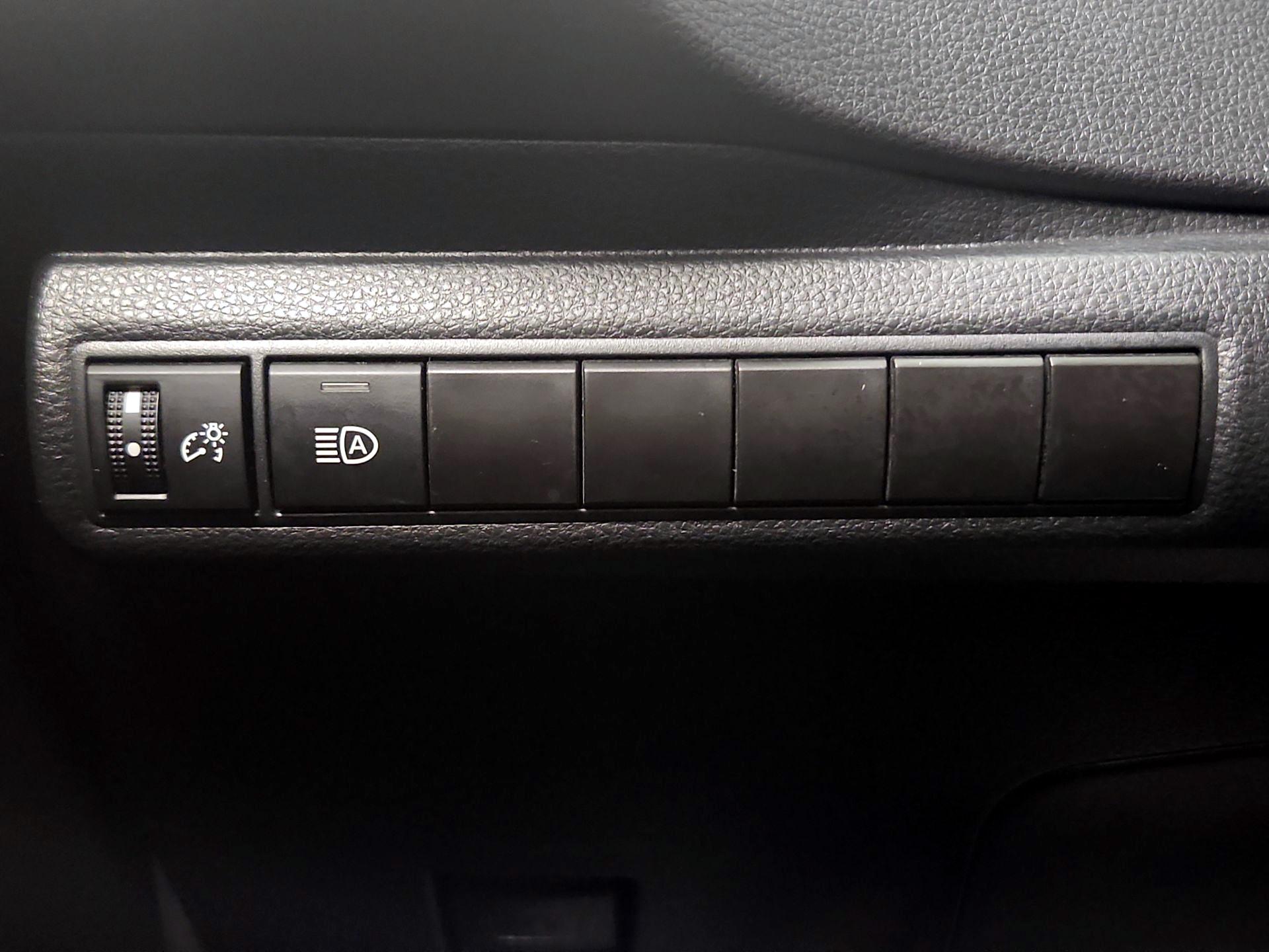 Thumbnail: 2024 Toyota Corolla - 13