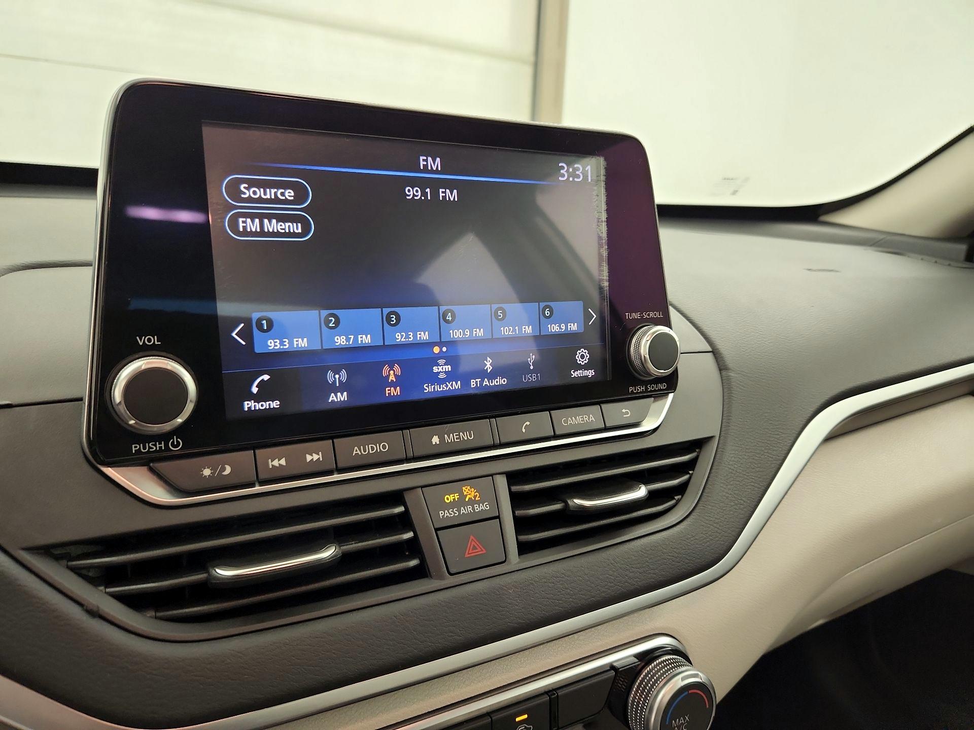 Thumbnail: 2022 Nissan Altima - 15