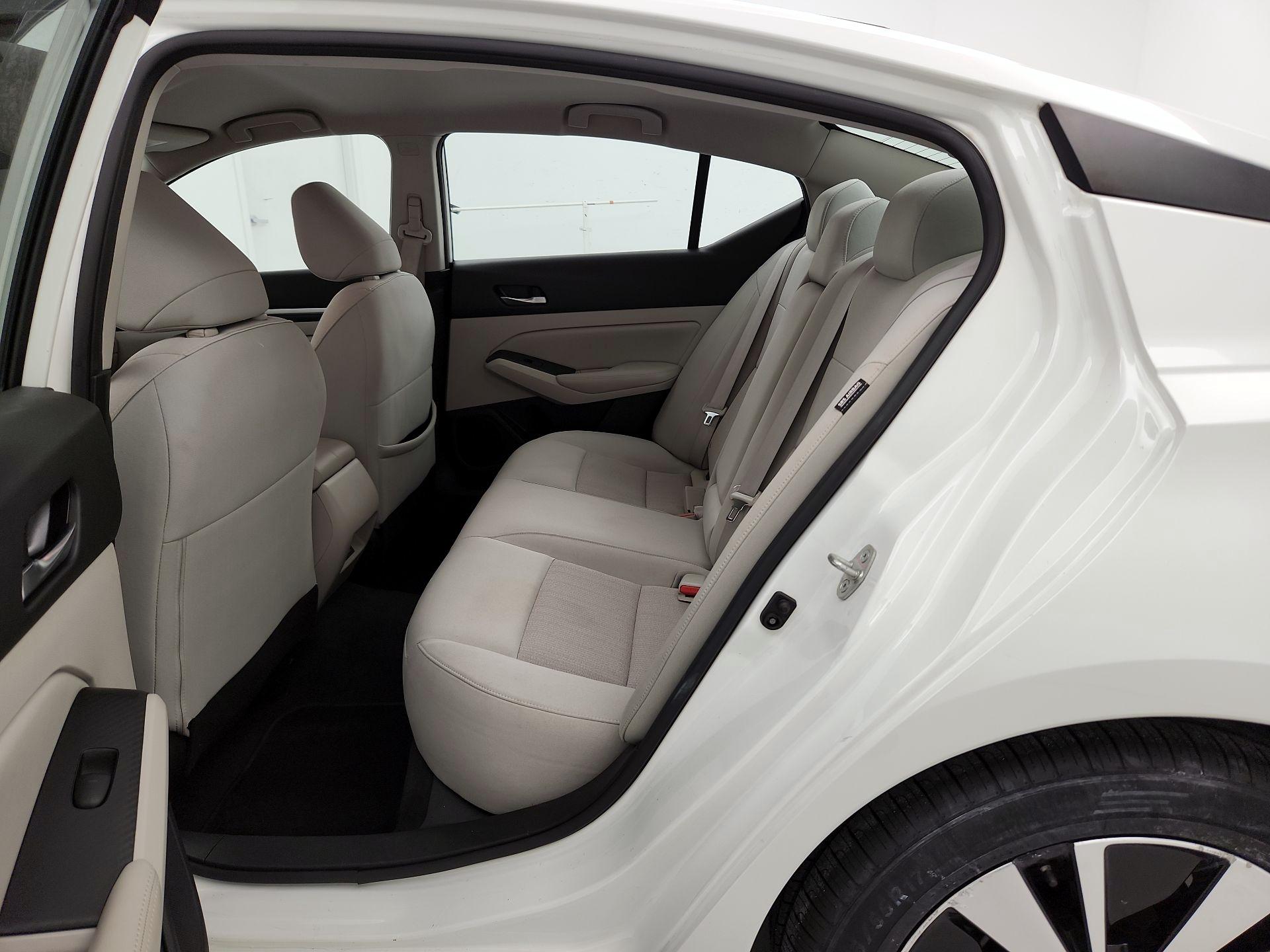 Thumbnail: 2022 Nissan Altima - 19