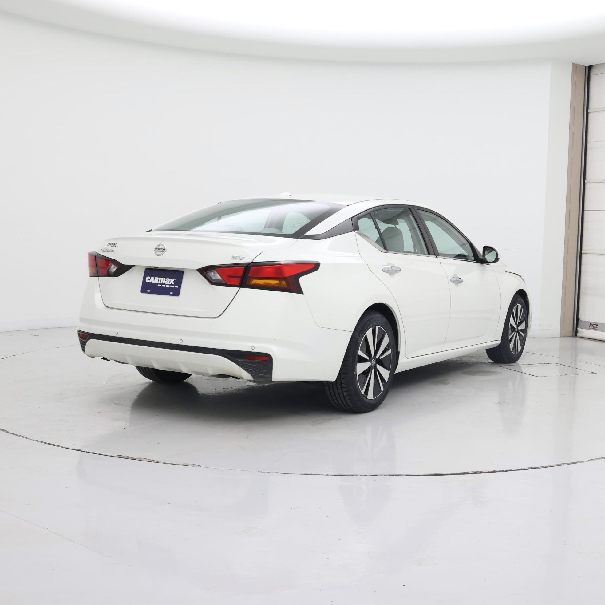 Thumbnail: 2022 Nissan Altima - 8