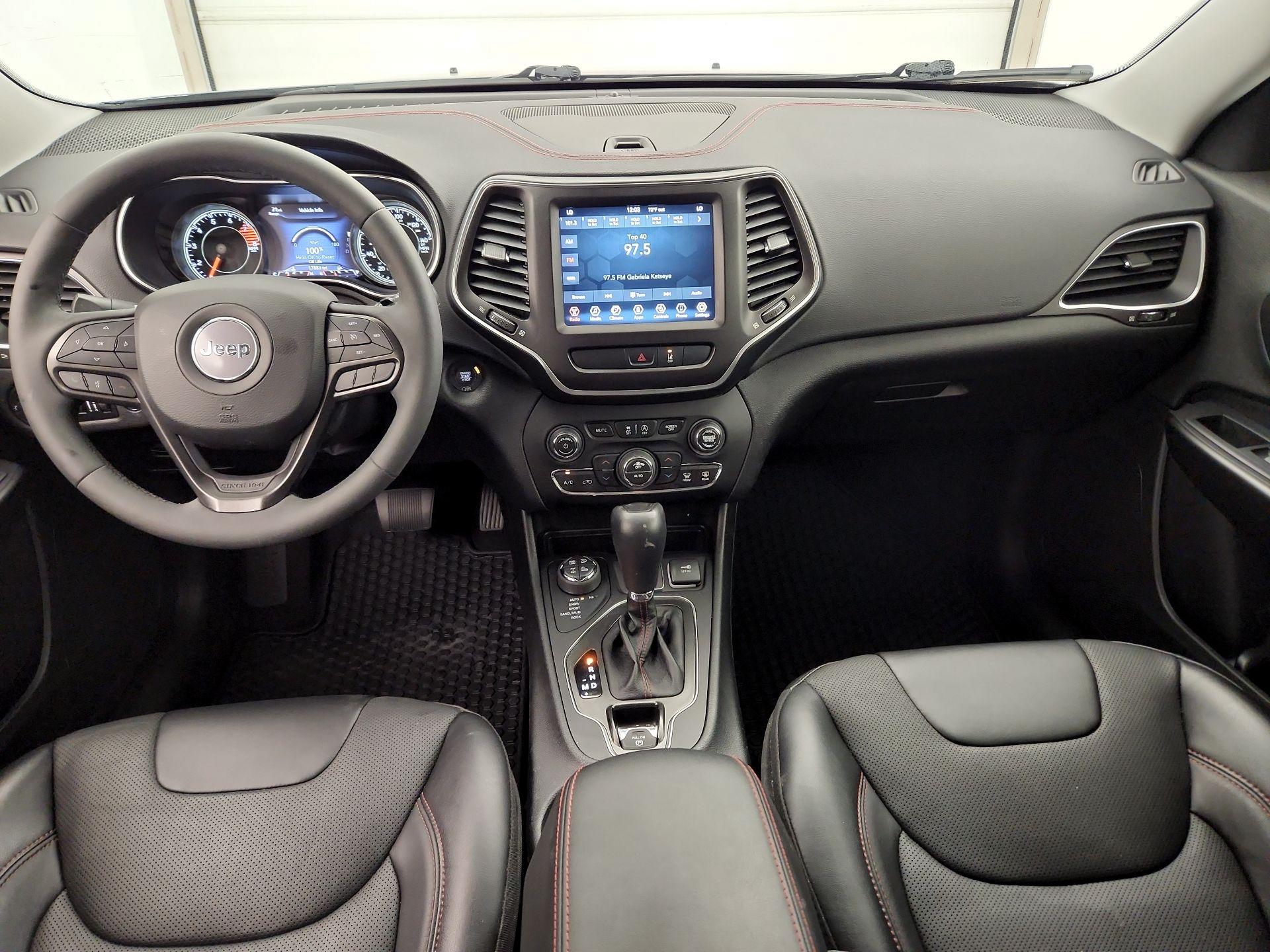 Thumbnail: 2022 Jeep Cherokee - 9