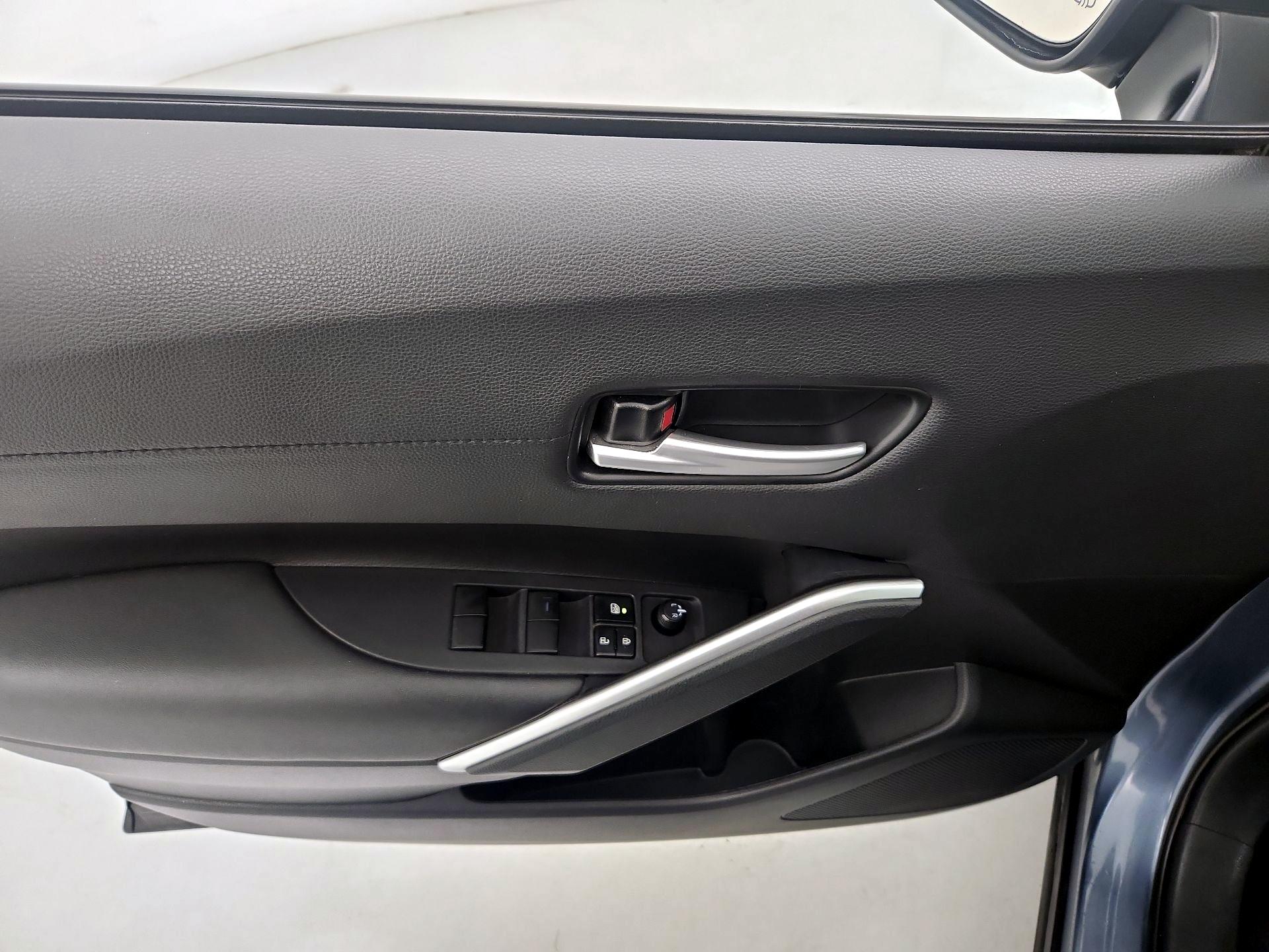 Thumbnail: 2023 Toyota Corolla Cross - 12