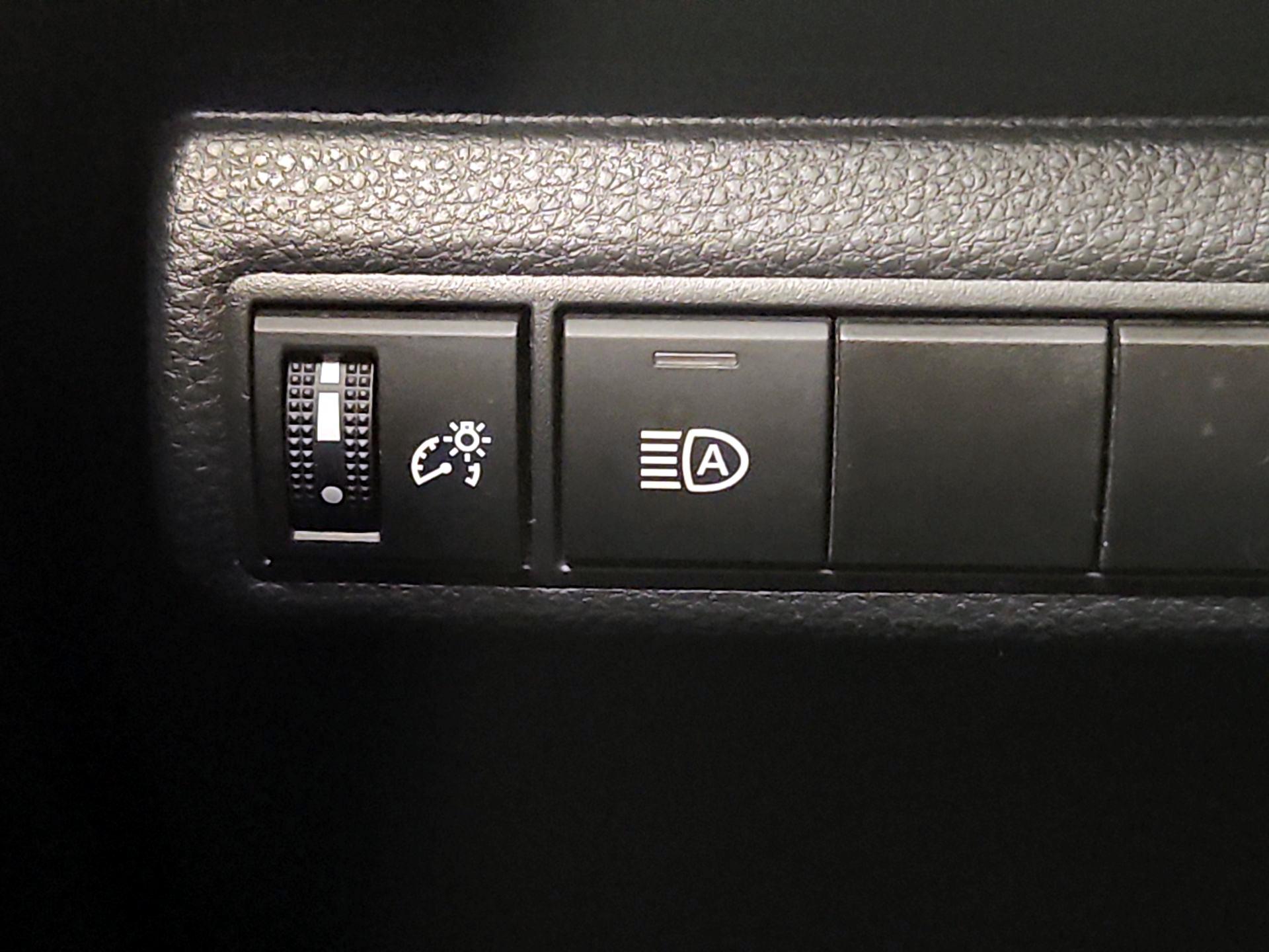 Thumbnail: 2024 Toyota Corolla - 13