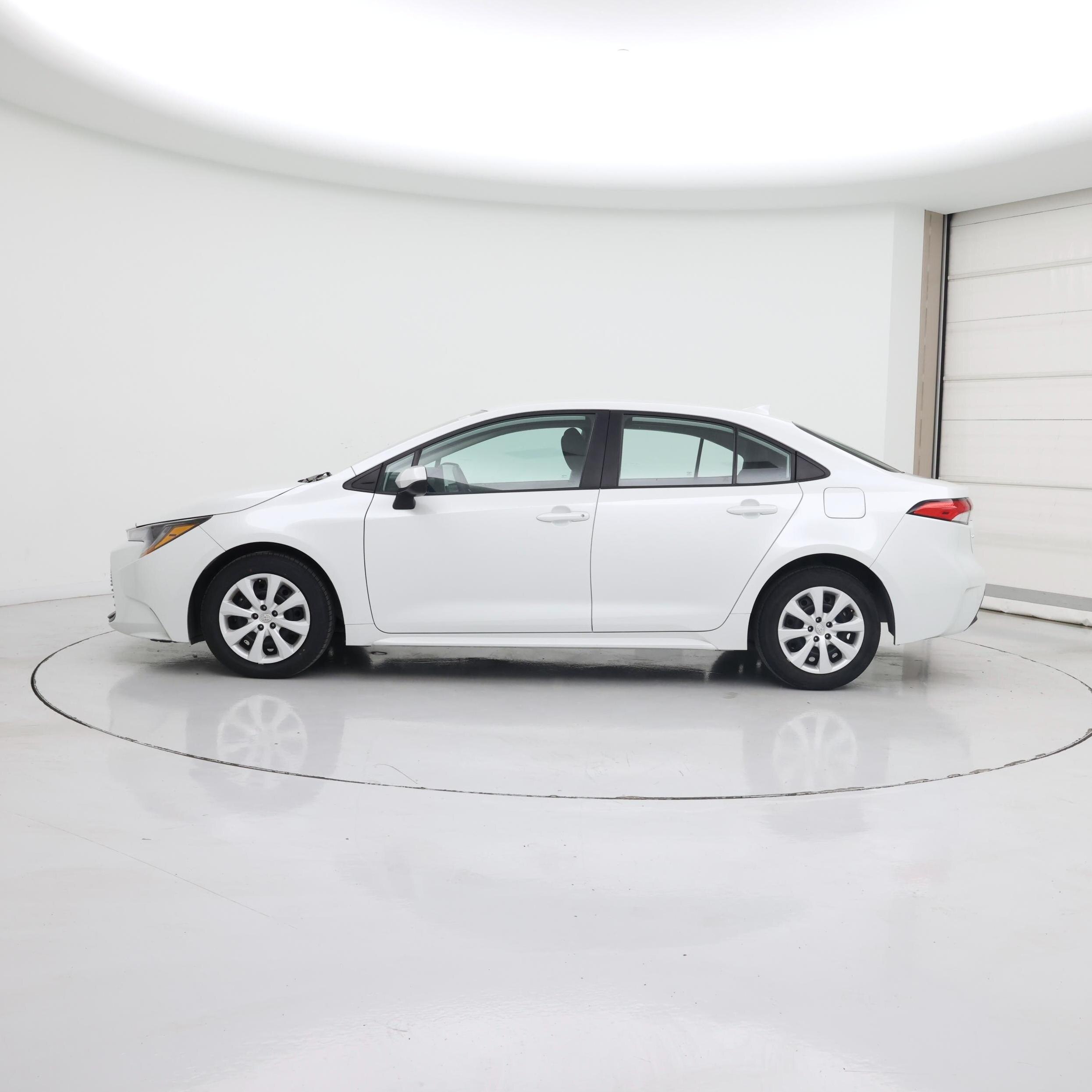 Thumbnail: 2024 Toyota Corolla - 3