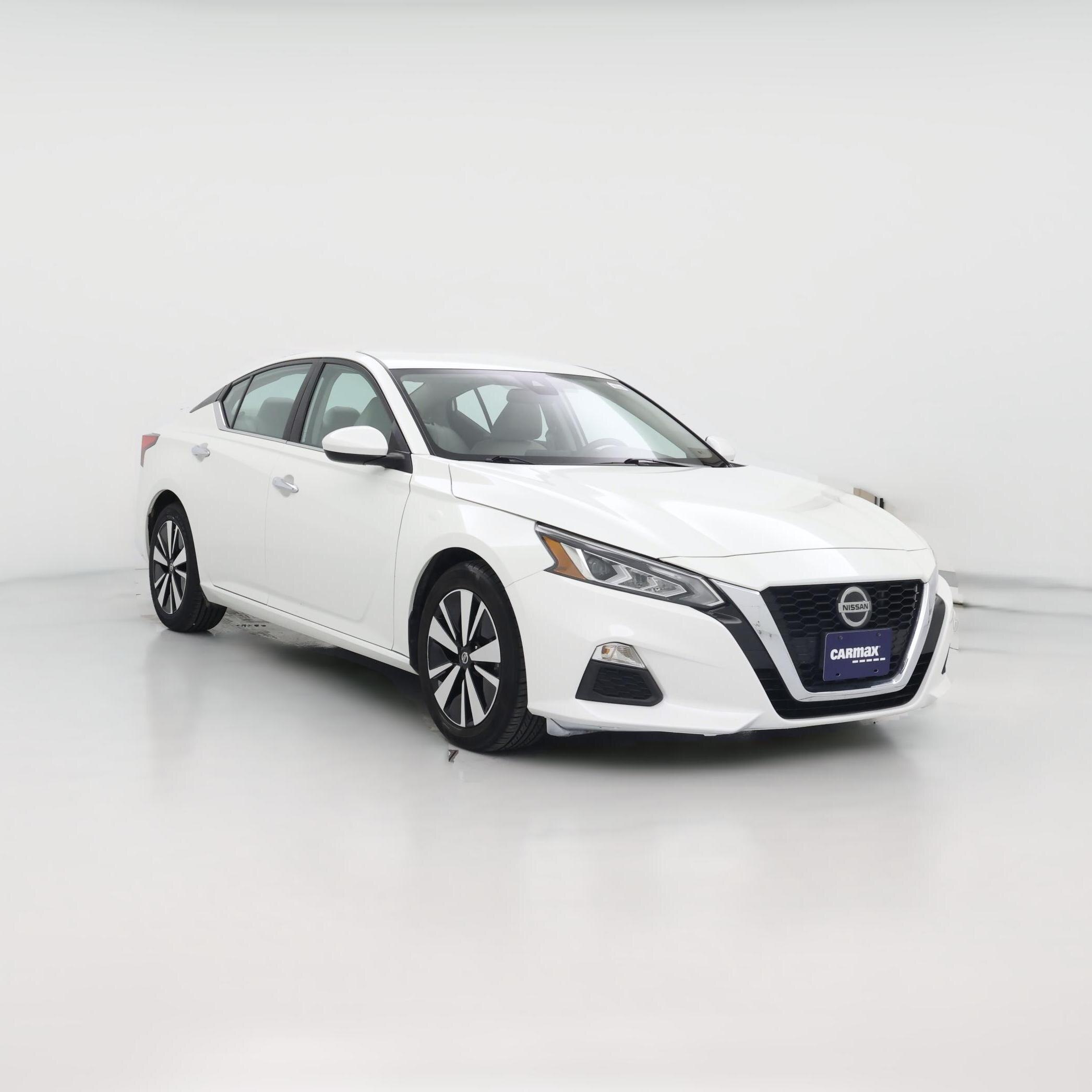 Thumbnail: 2022 Nissan Altima - 1