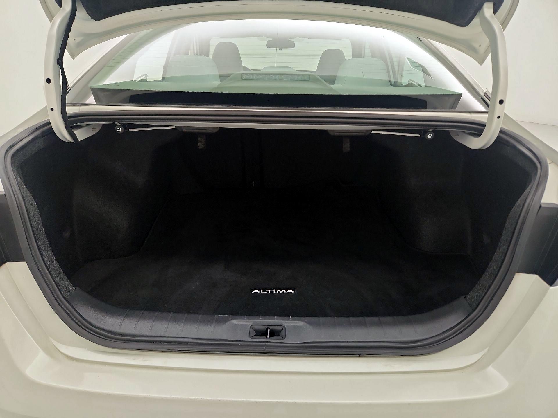 Thumbnail: 2022 Nissan Altima - 20