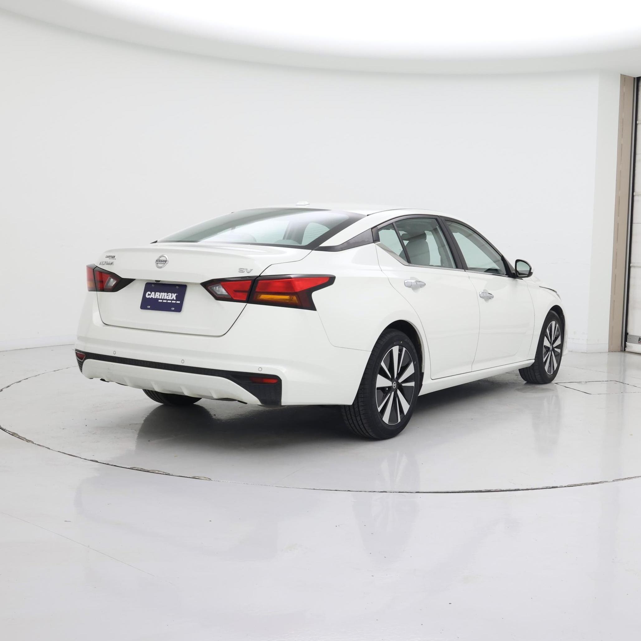 Thumbnail: 2022 Nissan Altima - 8