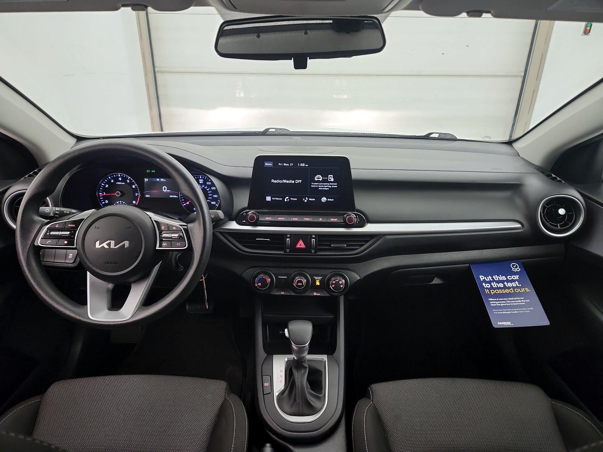 Thumbnail: 2024 Kia Forte - 9