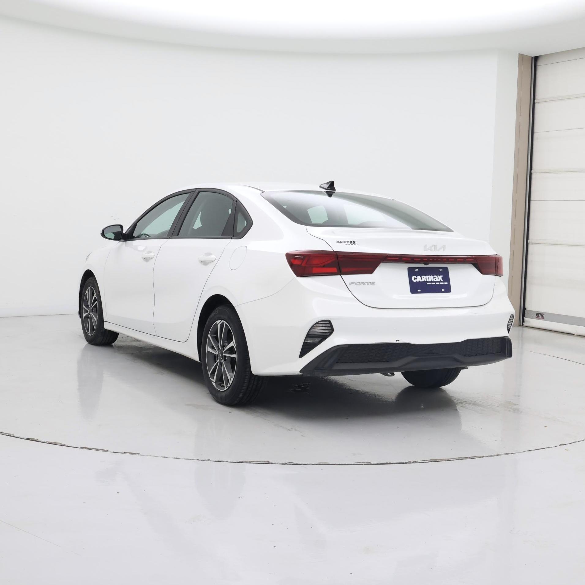 Thumbnail: 2024 Kia Forte - 2