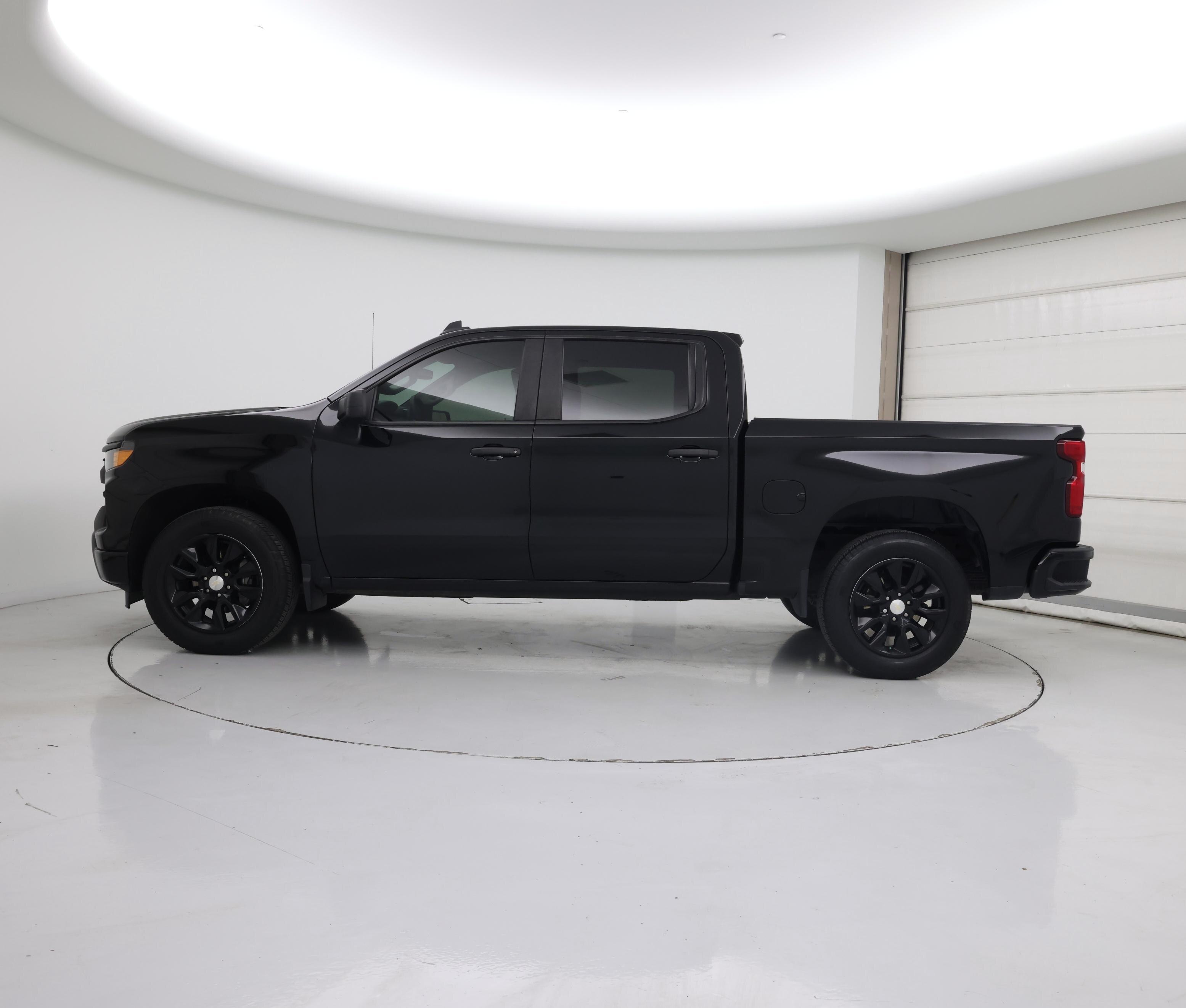 Thumbnail: 2022 Chevrolet Silverado 1500 - 3