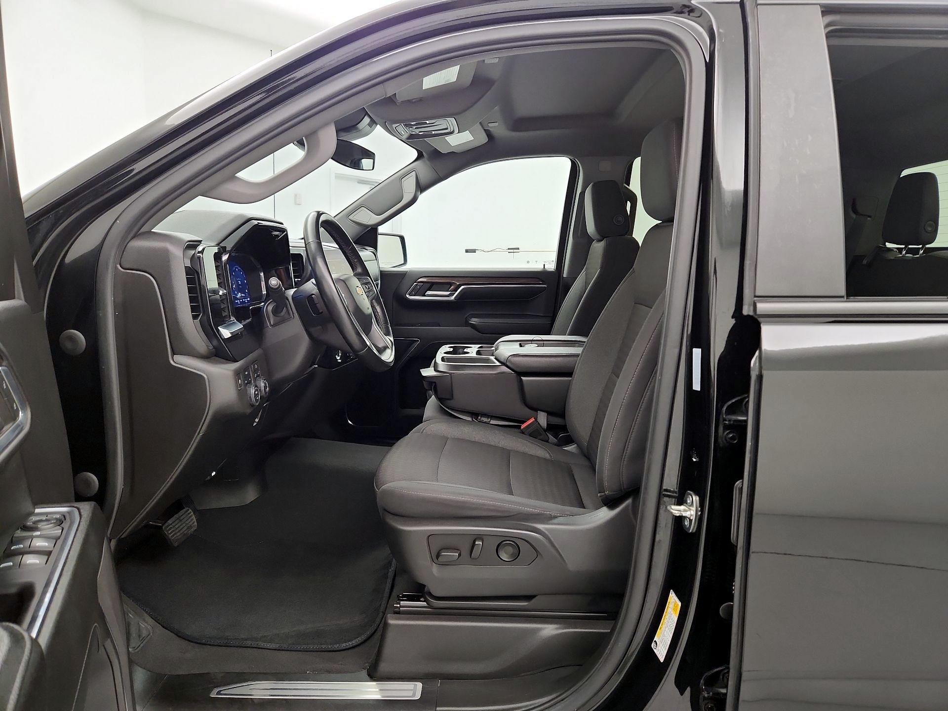 Thumbnail: 2023 Chevrolet Silverado 1500 - 11