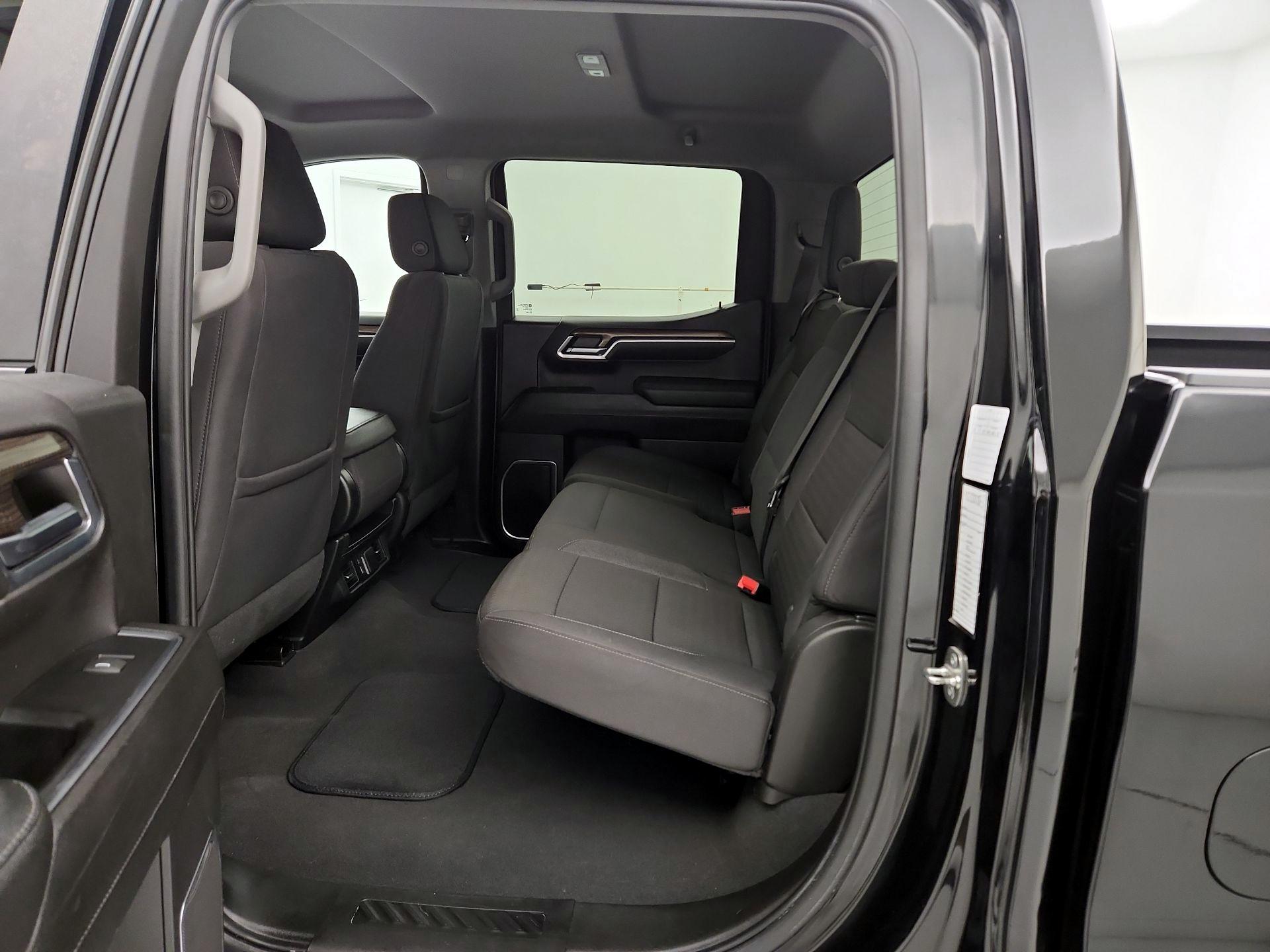 Thumbnail: 2023 Chevrolet Silverado 1500 - 19