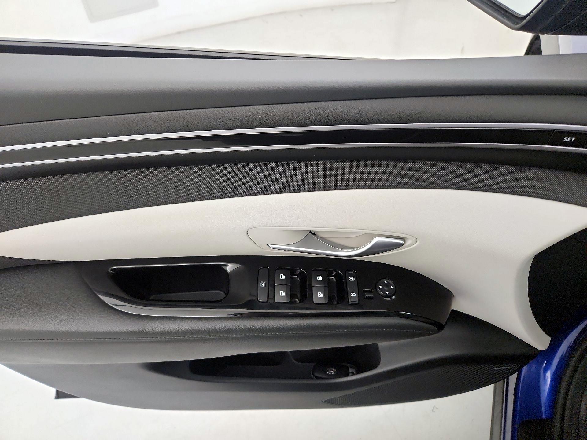 Thumbnail: 2022 Hyundai Tucson - 12