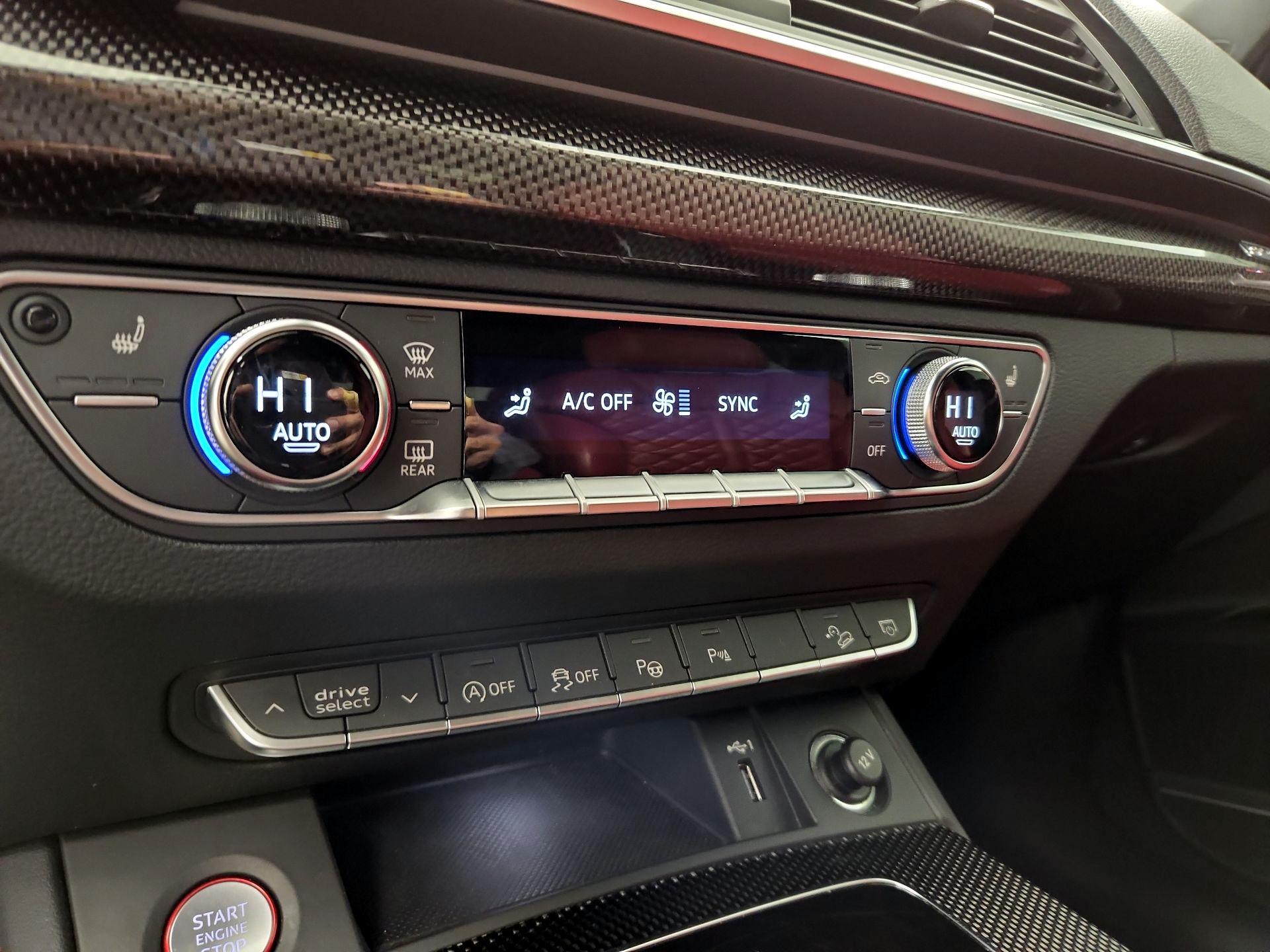 Thumbnail: 2021 Audi SQ5 - 17