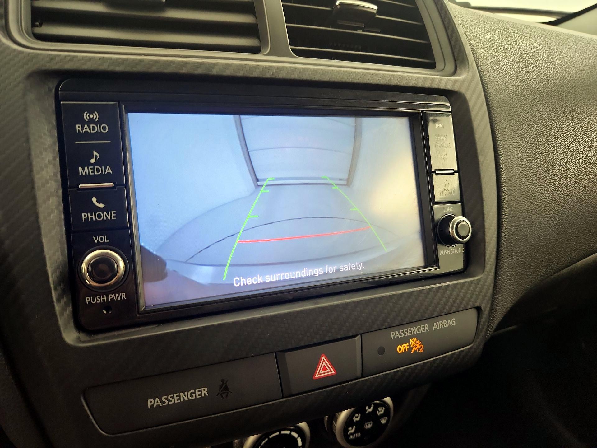 Thumbnail: 2023 Mitsubishi Outlander Sport - 14