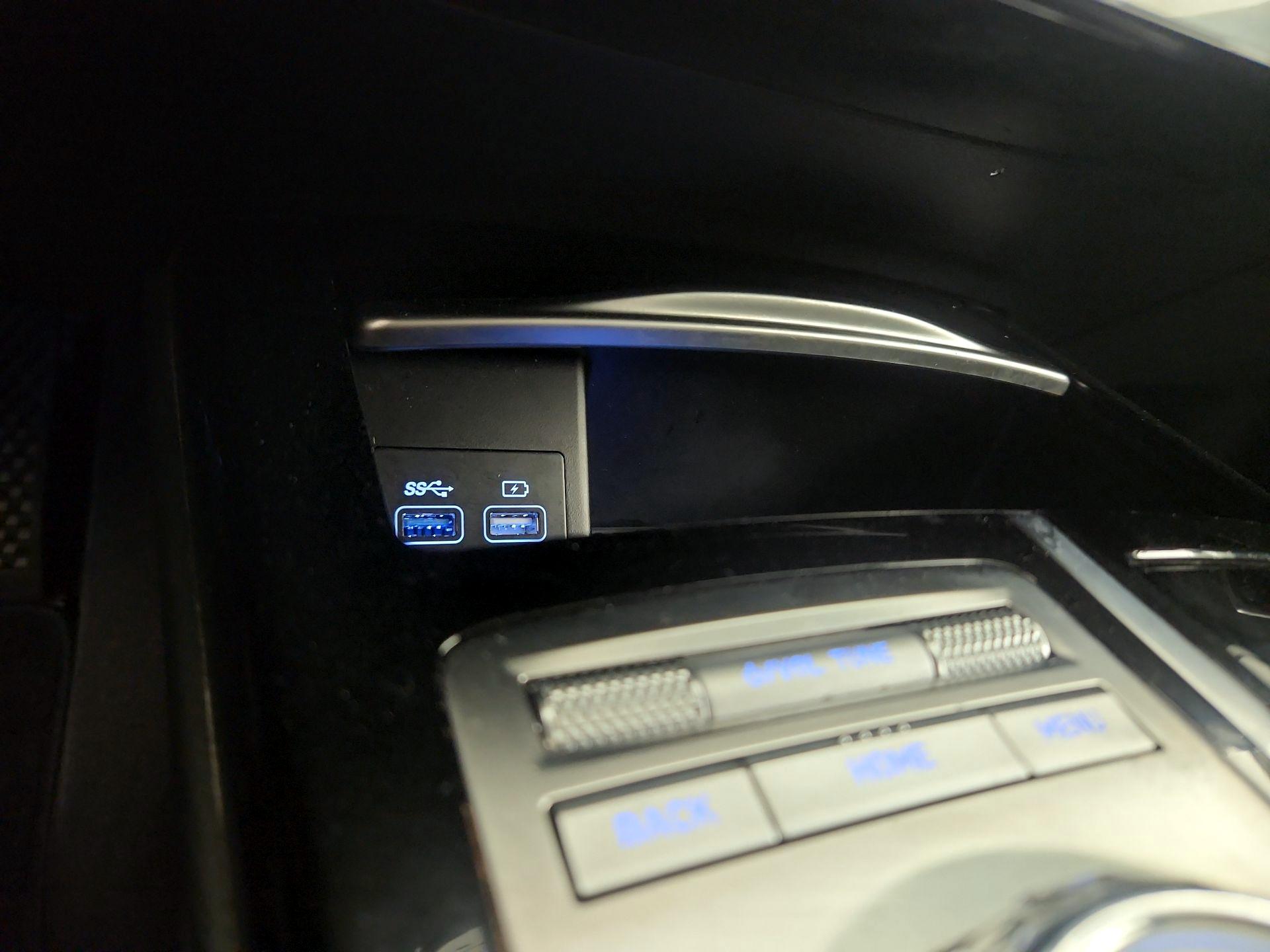 Thumbnail: 2023 Genesis G80 - 19