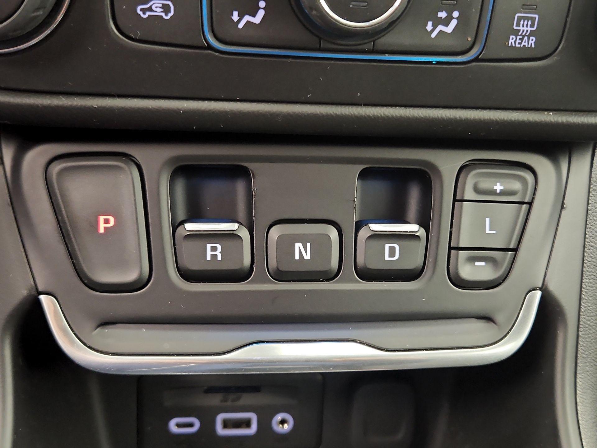 Thumbnail: 2021 GMC Terrain - 17