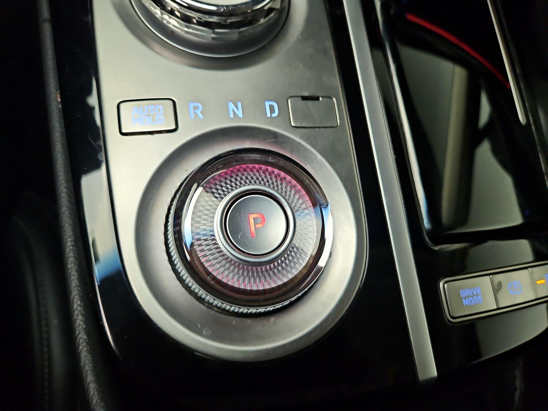 Thumbnail: 2023 Genesis G80 - 18