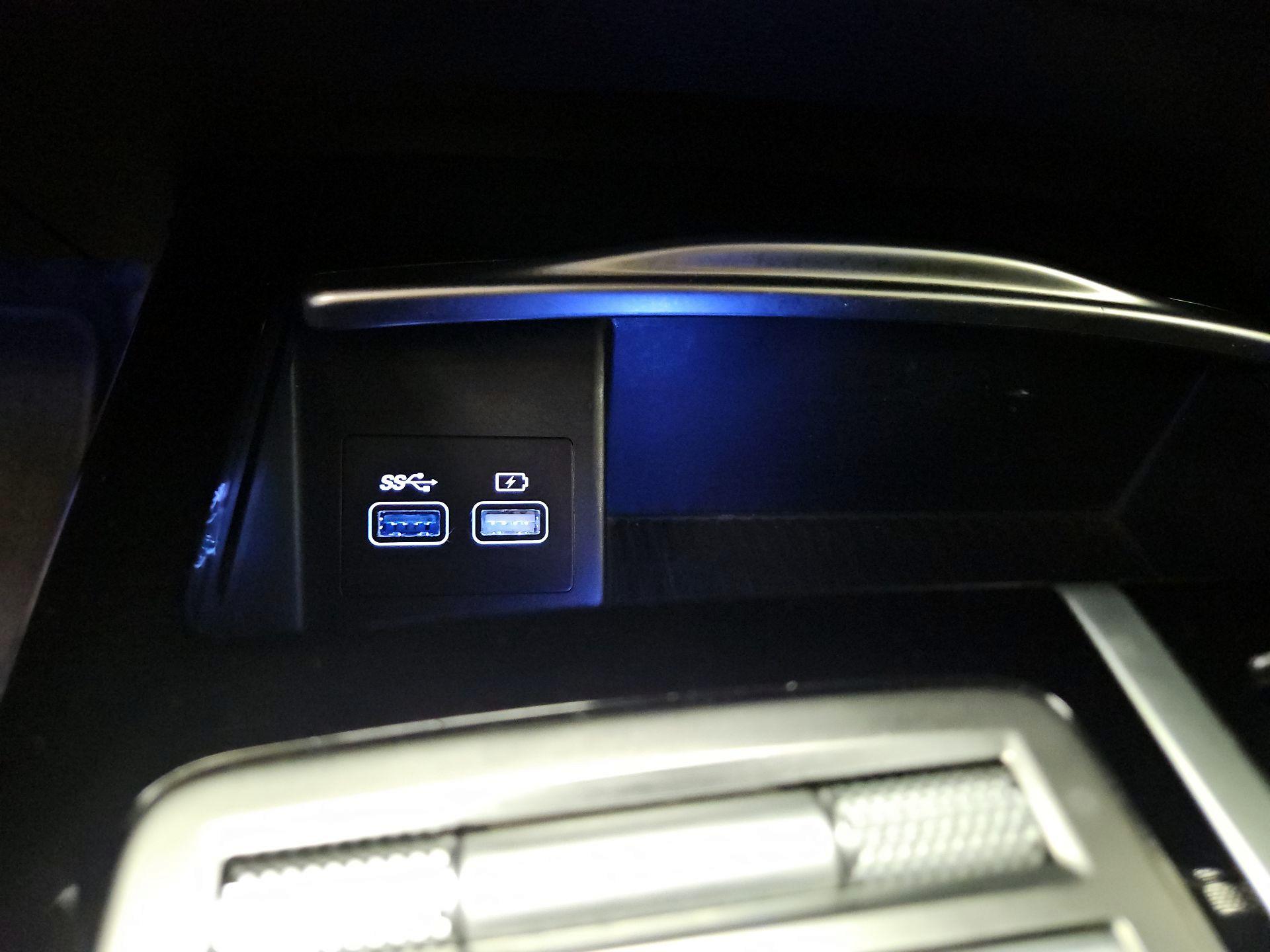 Thumbnail: 2023 Genesis G80 - 19