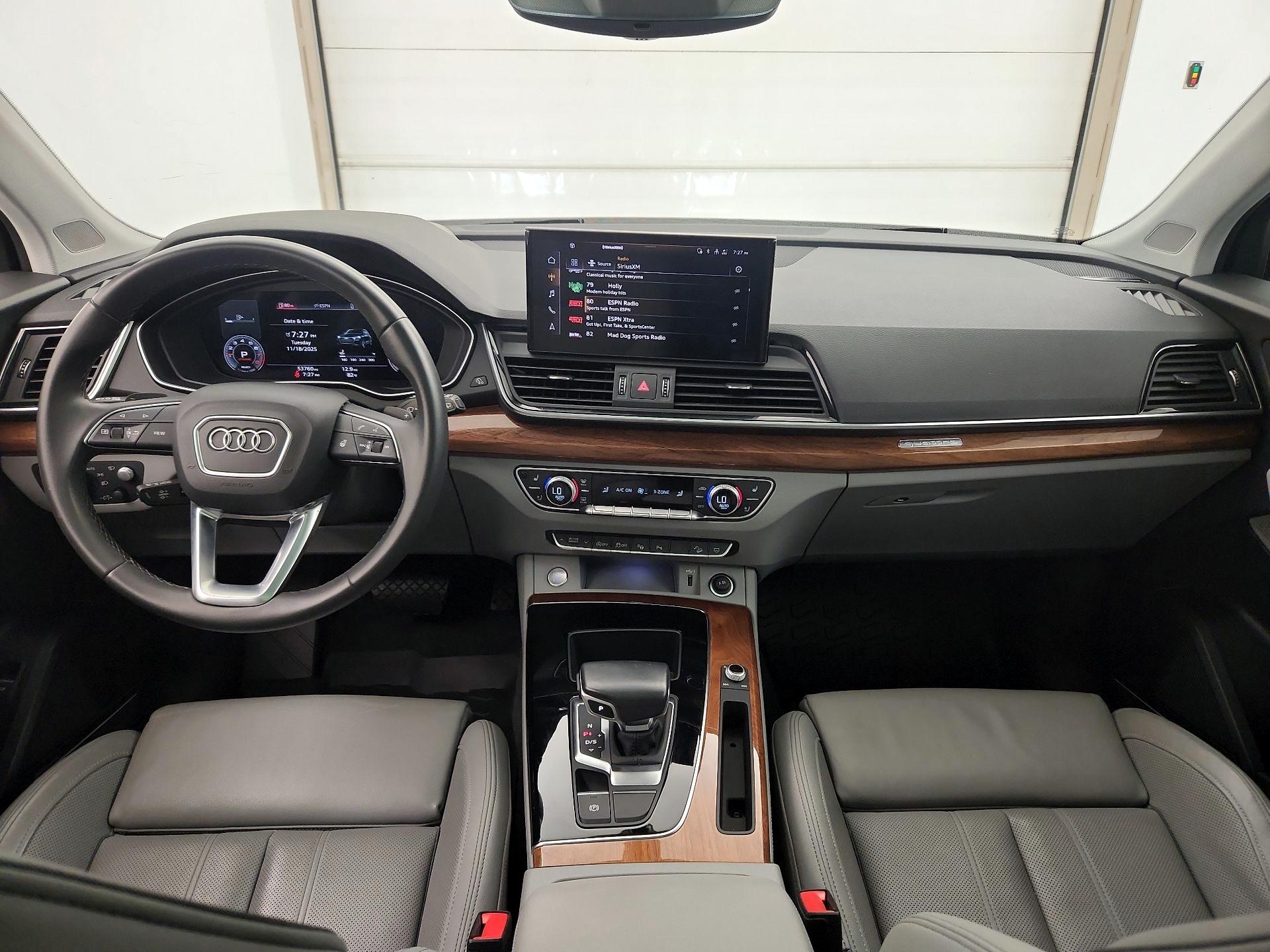 Thumbnail: 2022 Audi Q5 - 9