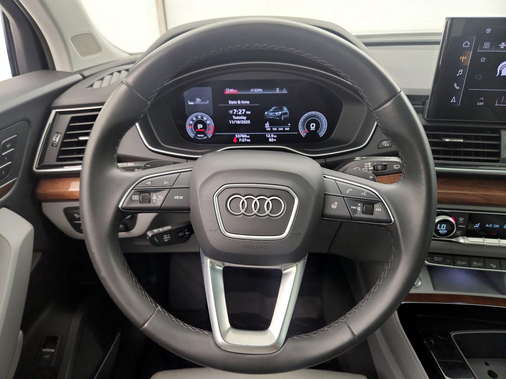 Thumbnail: 2022 Audi Q5 - 10