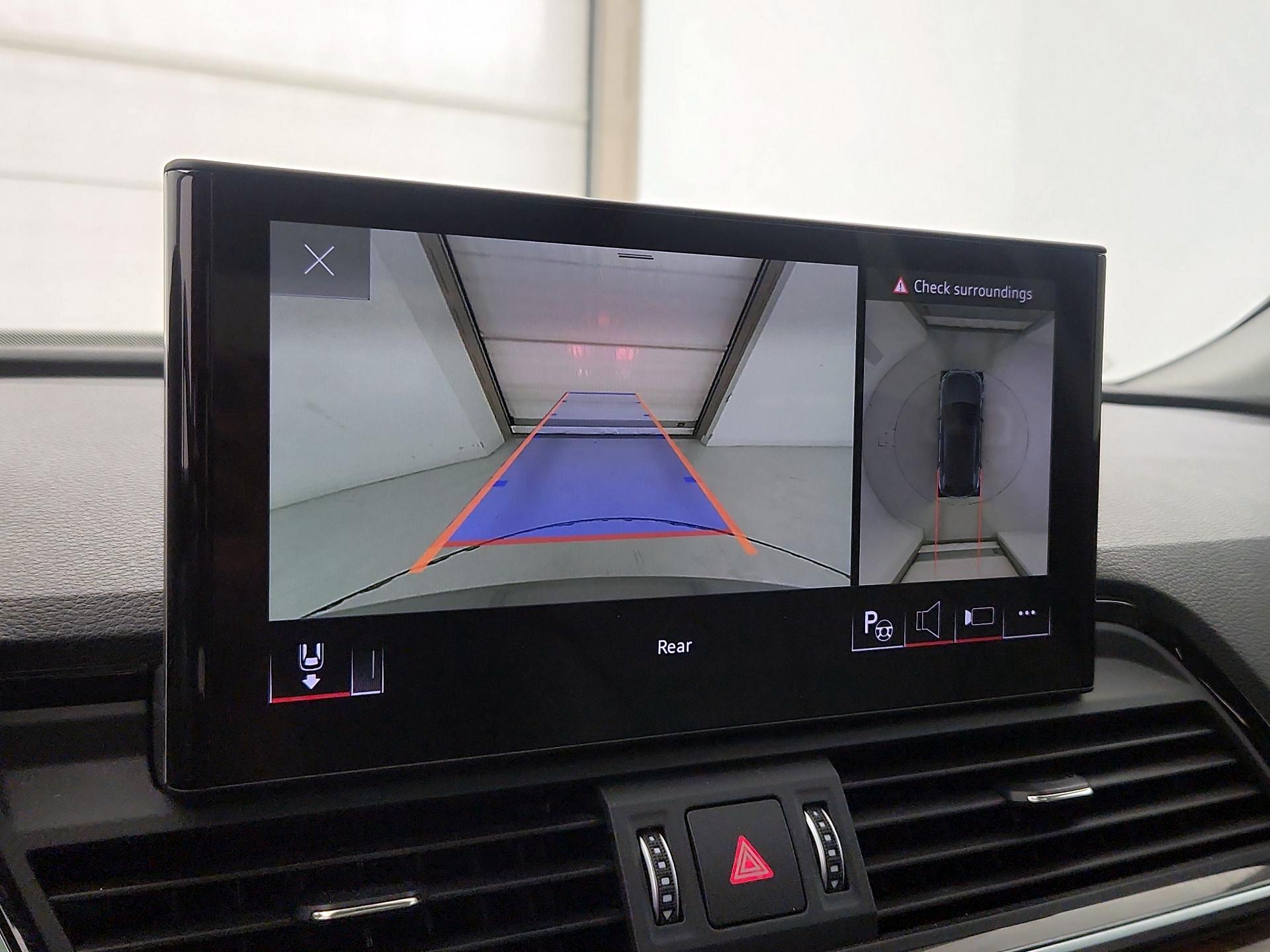 Thumbnail: 2022 Audi Q5 - 15