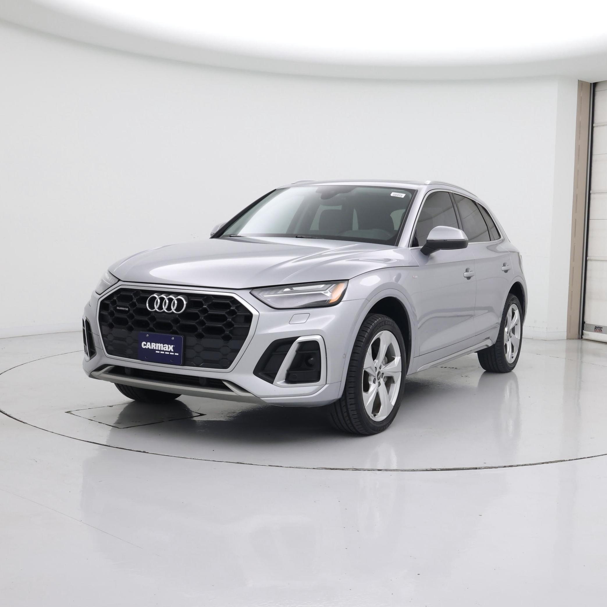 Thumbnail: 2022 Audi Q5 - 4