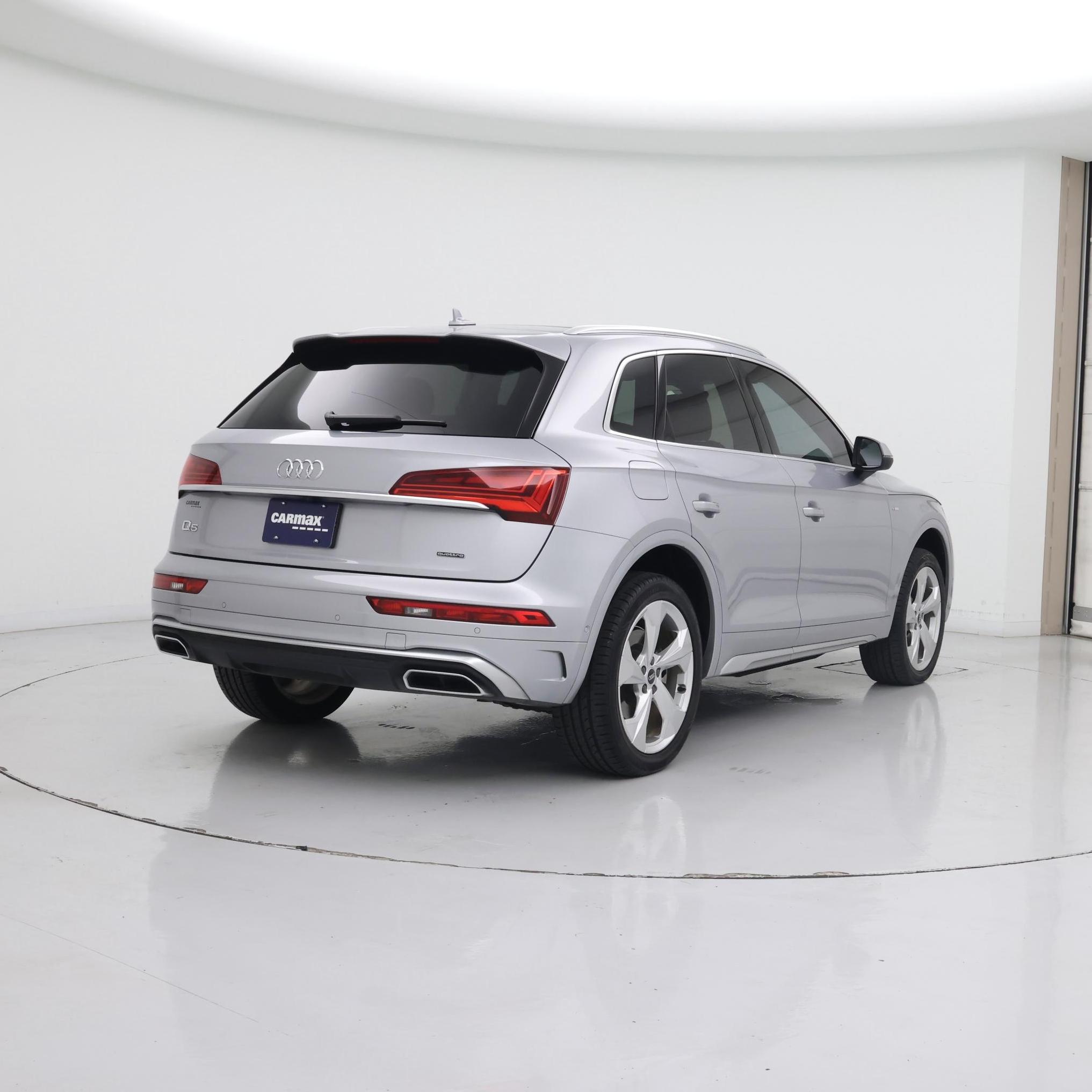 Thumbnail: 2022 Audi Q5 - 8
