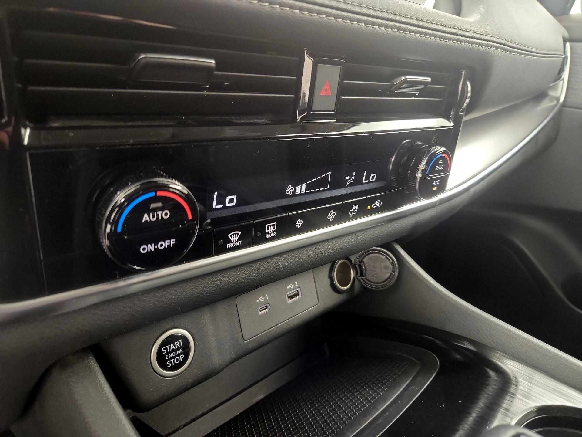 Thumbnail: 2021 Nissan Rogue - 16