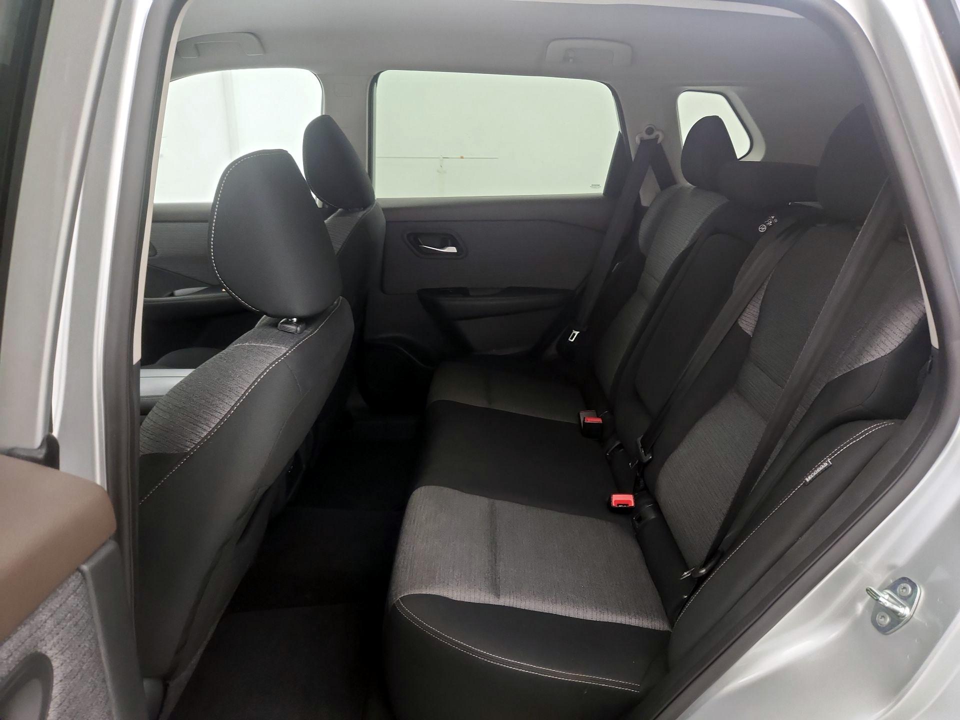 Thumbnail: 2021 Nissan Rogue - 19