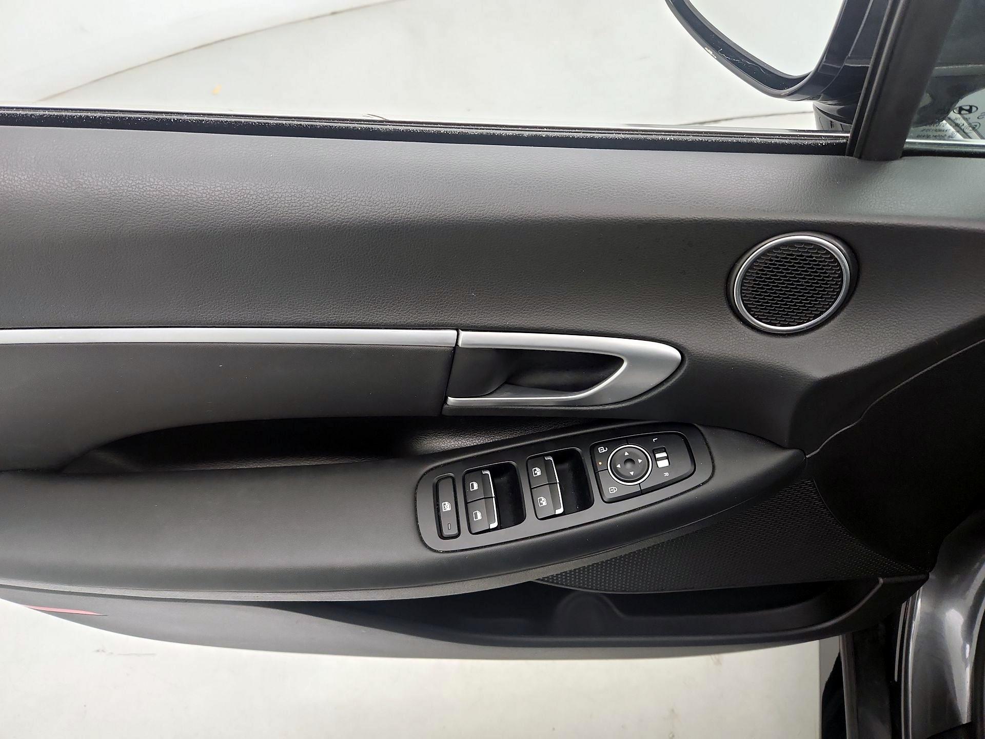 Thumbnail: 2025 Hyundai Sonata - 12