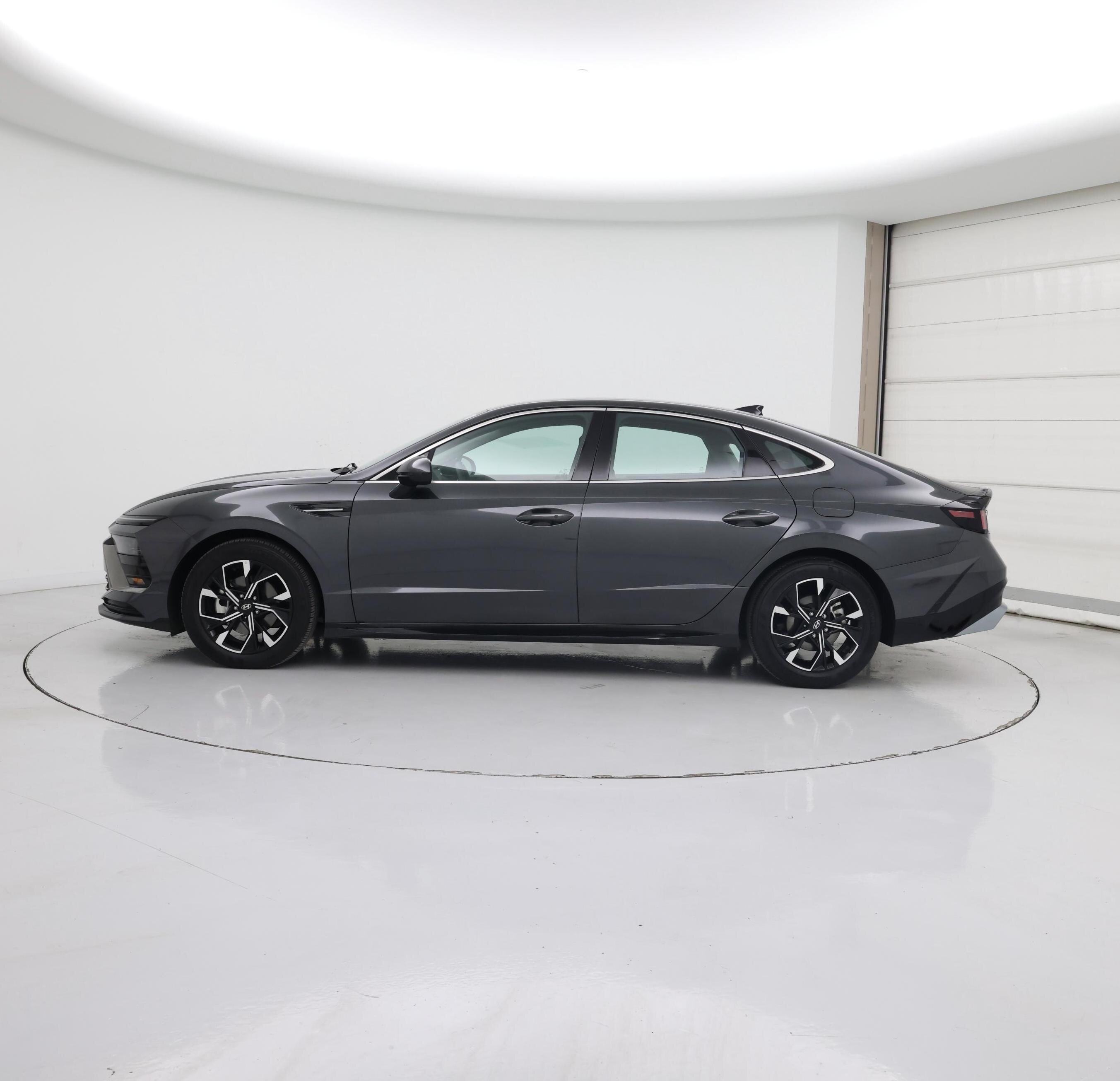 Thumbnail: 2025 Hyundai Sonata - 3