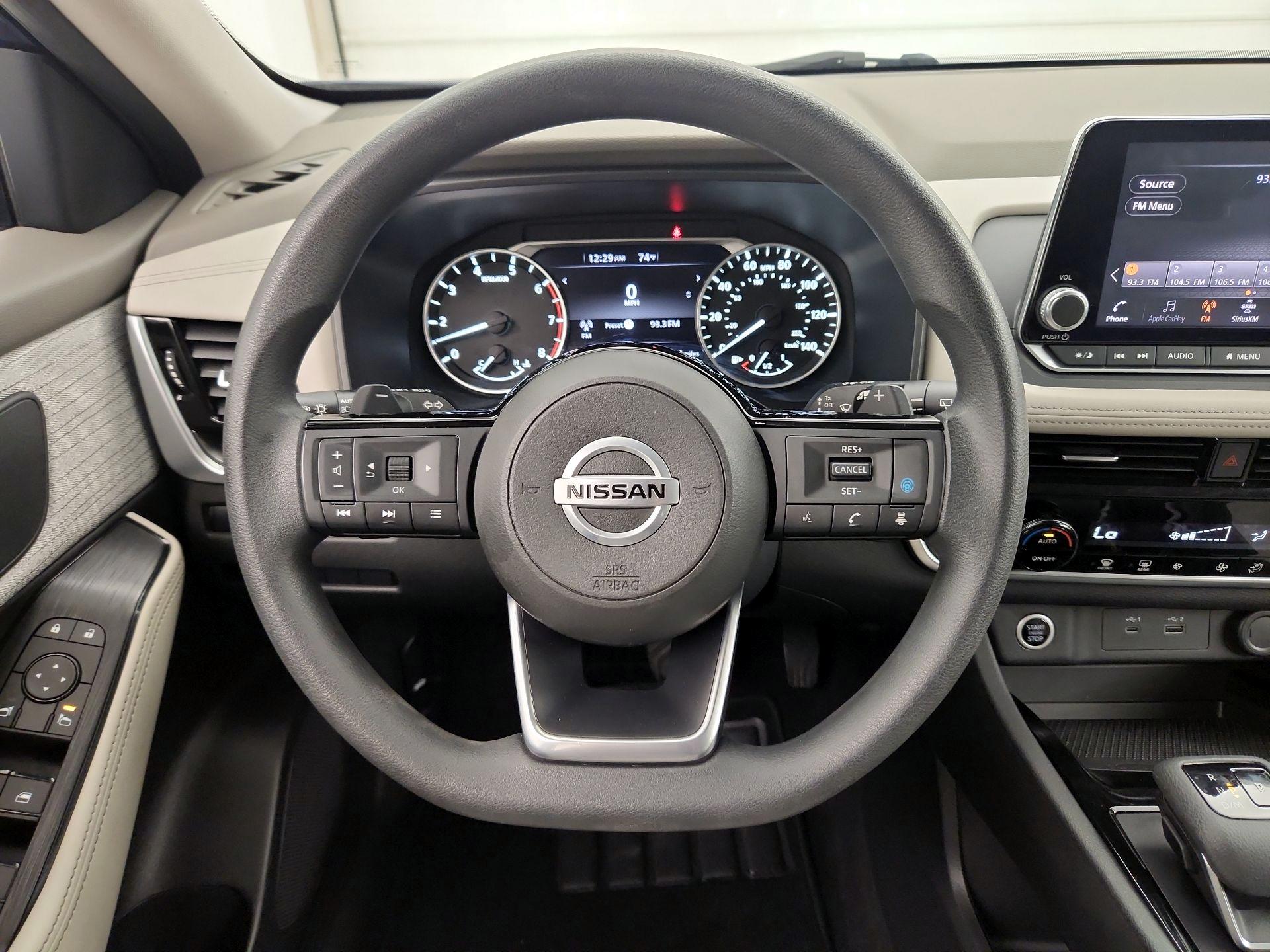 Thumbnail: 2021 Nissan Rogue - 10