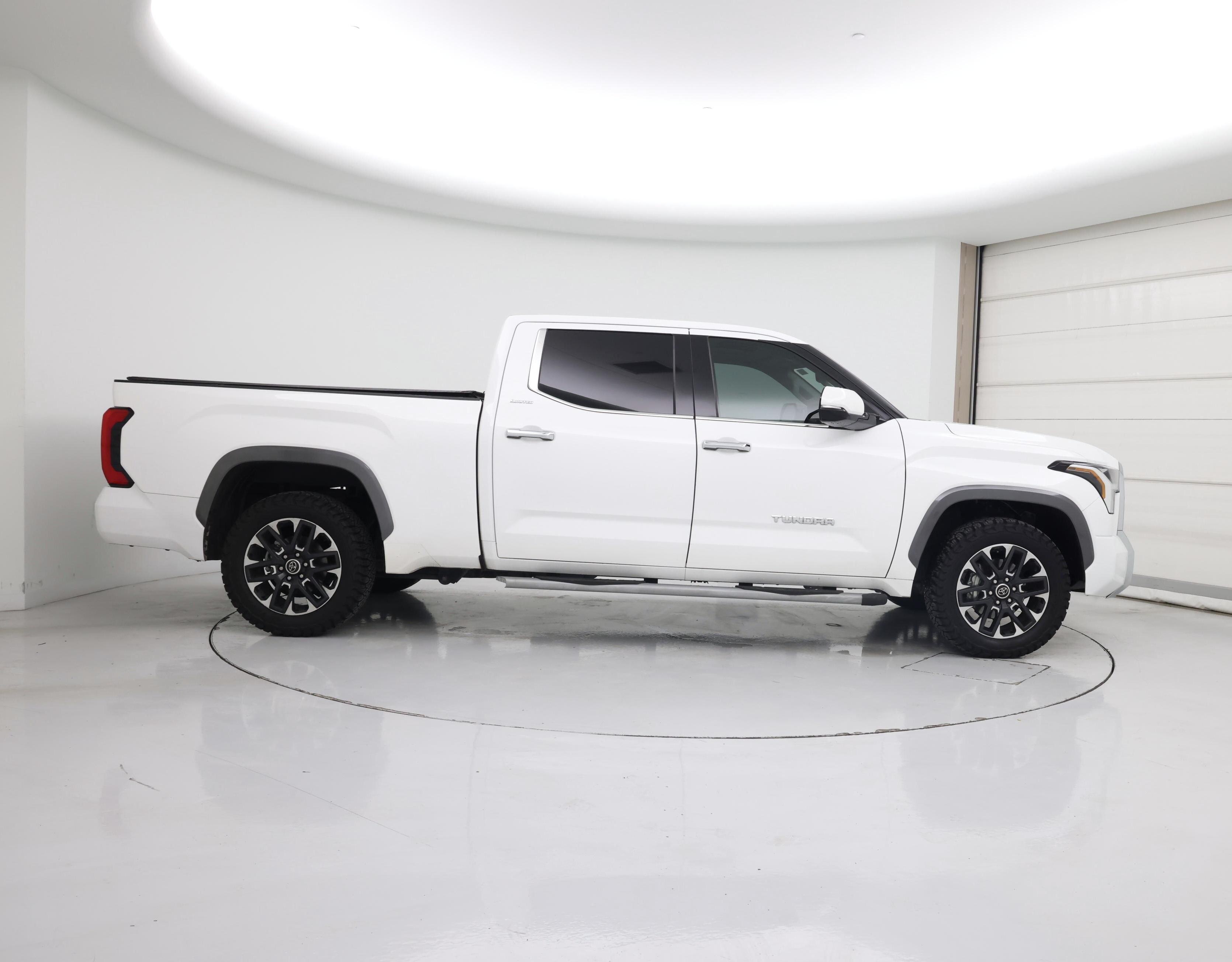 Thumbnail: 2023 Toyota Tundra - 7