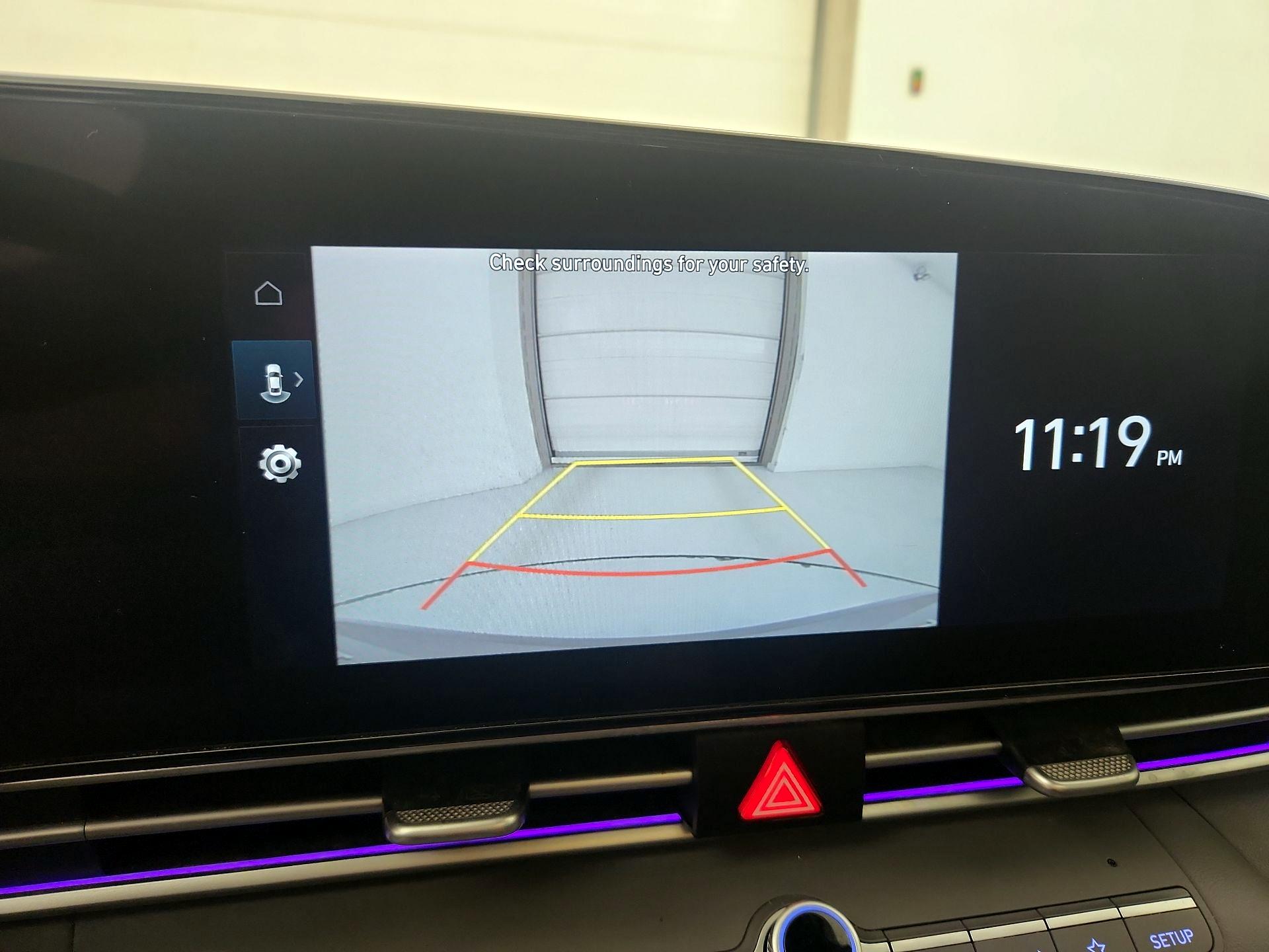 Thumbnail: 2024 Hyundai Elantra - 15