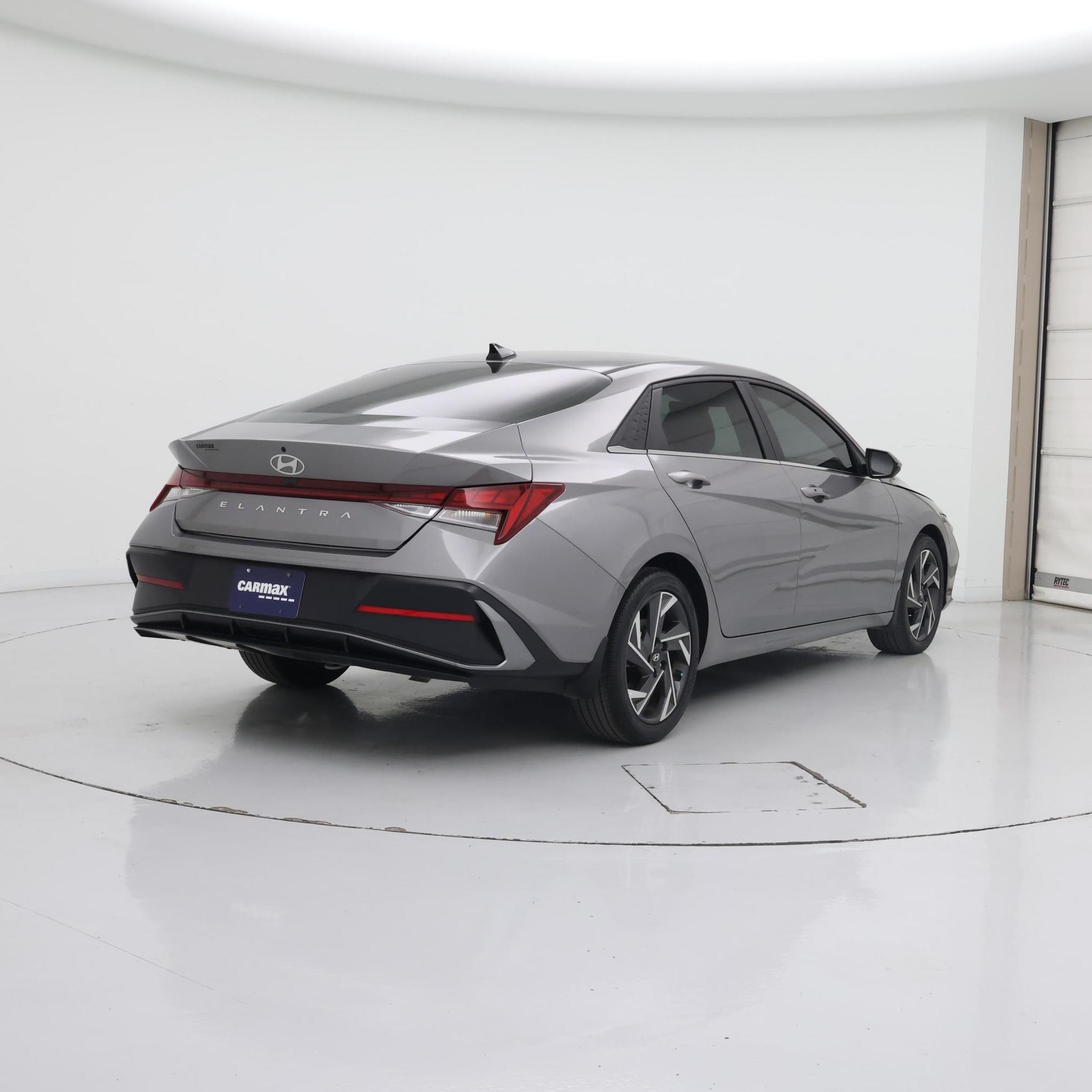 Thumbnail: 2024 Hyundai Elantra - 8