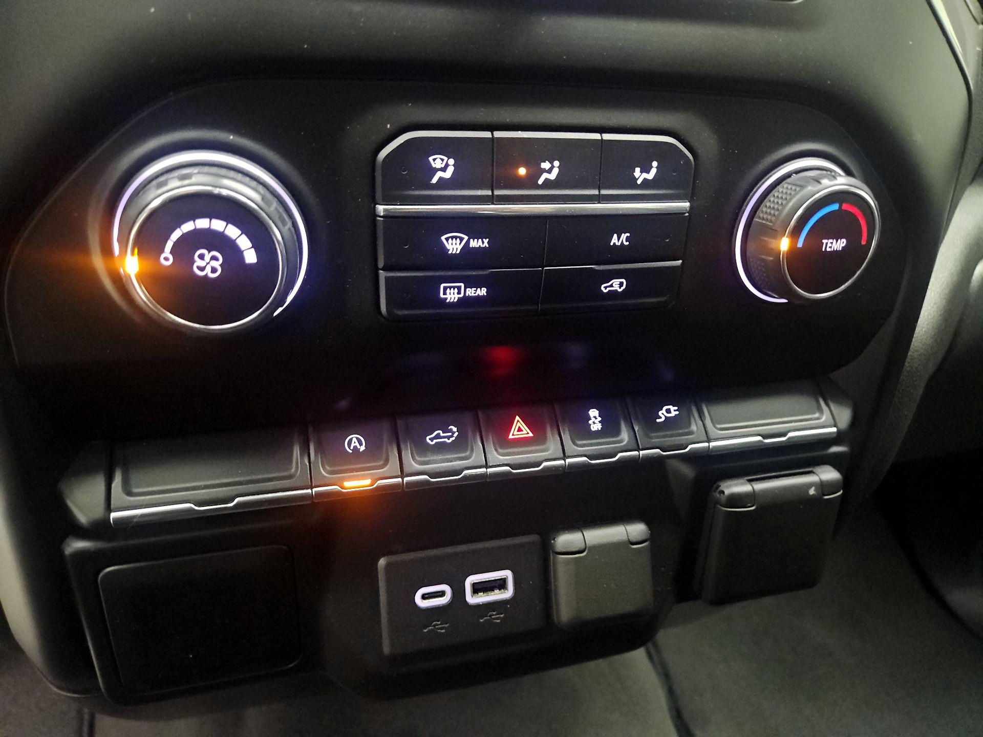 Thumbnail: 2021 Chevrolet Silverado 1500 - 16