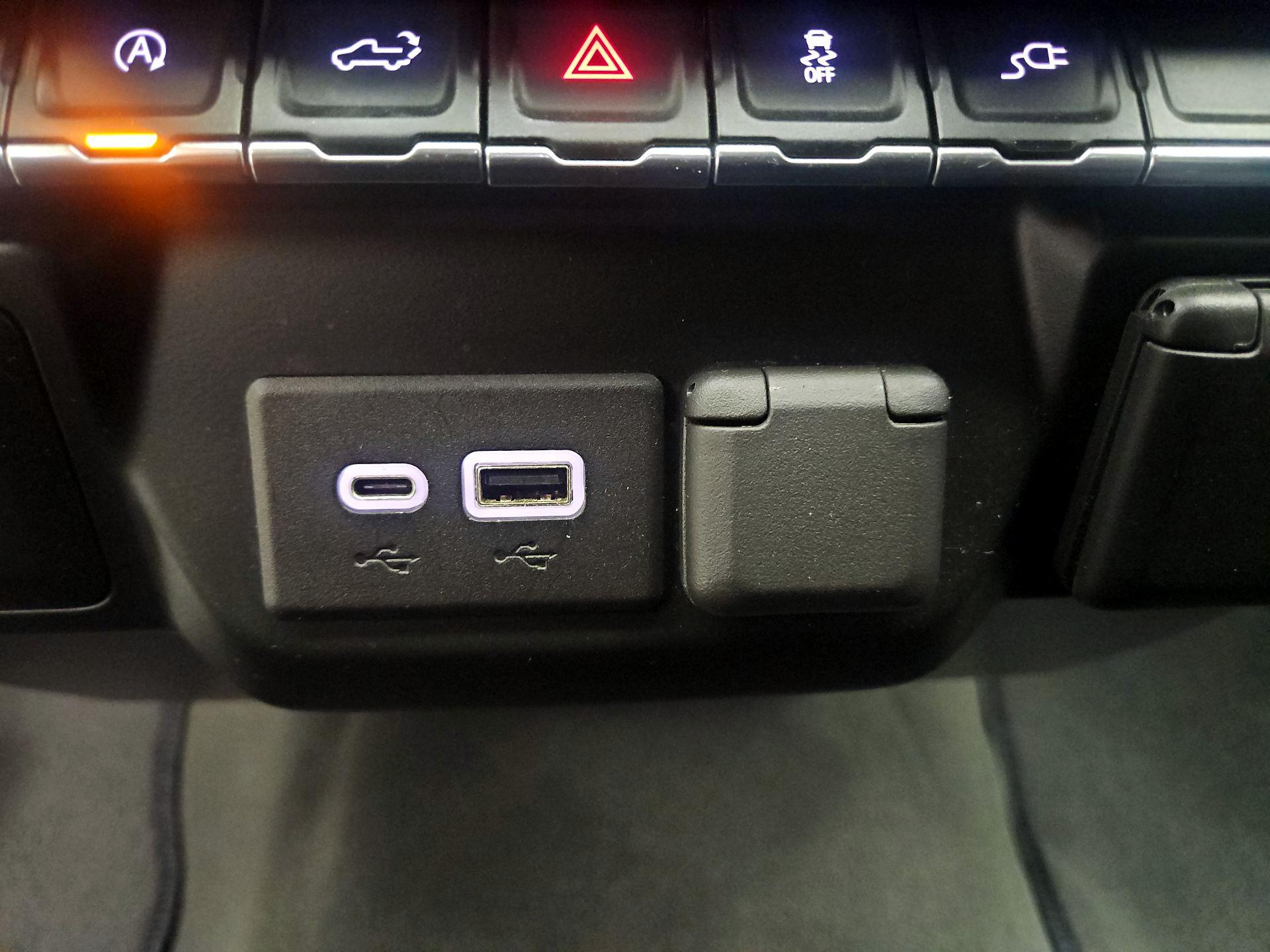 Thumbnail: 2021 Chevrolet Silverado 1500 - 18