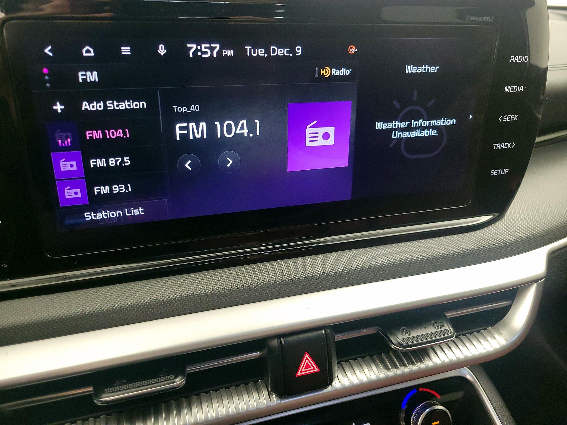 Thumbnail: 2023 Kia K5 - 16