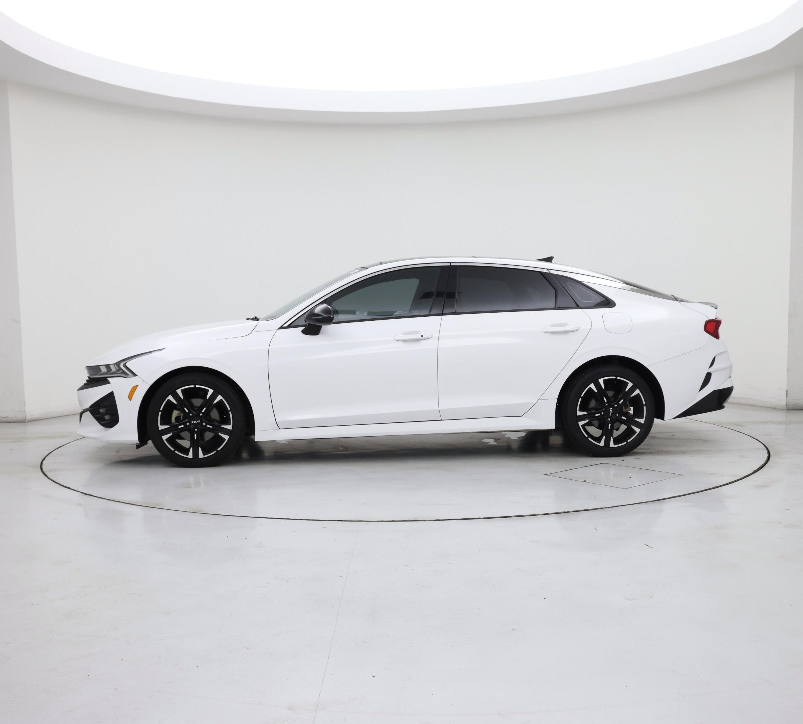 Thumbnail: 2023 Kia K5 - 3