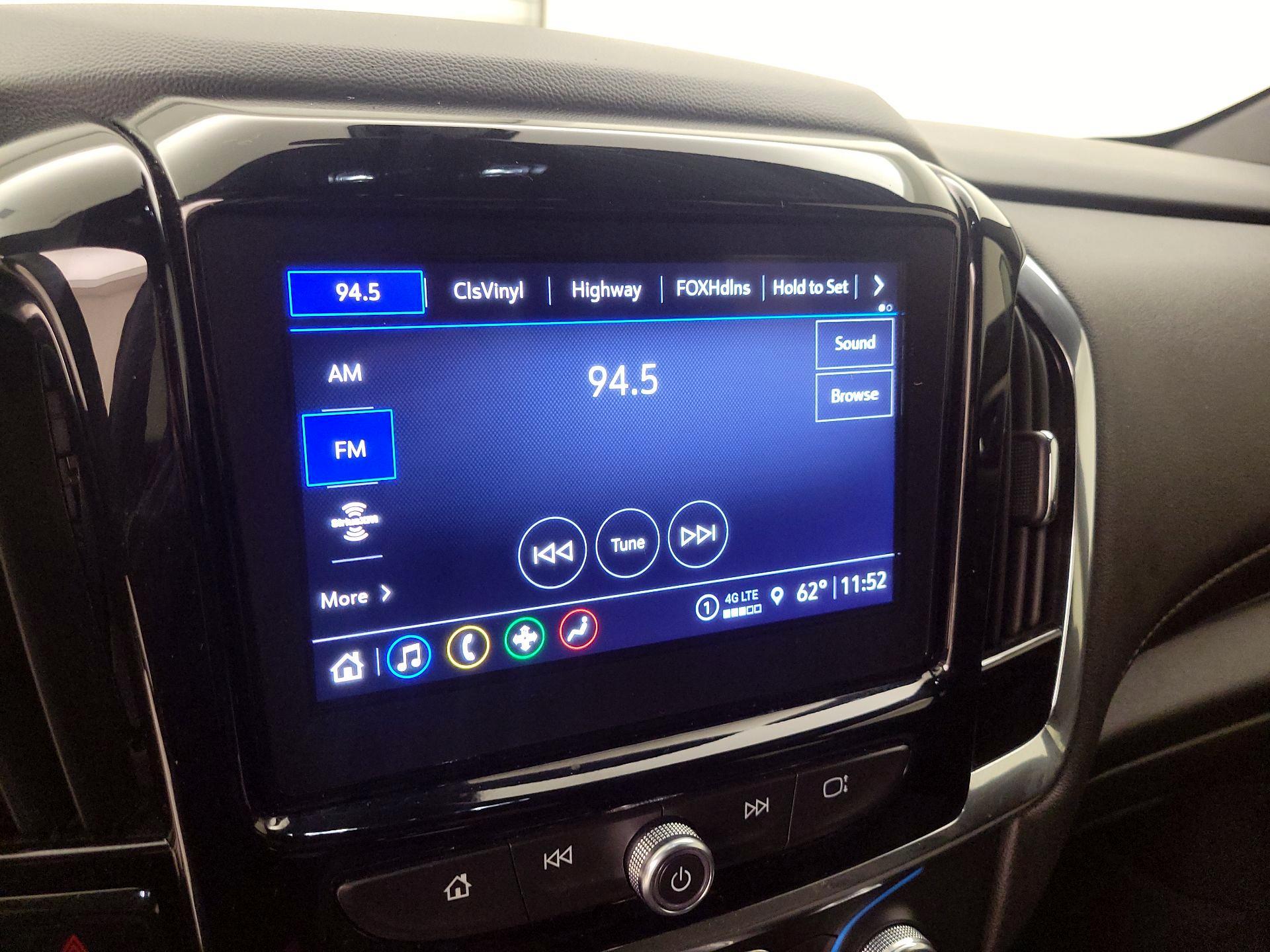 Thumbnail: 2023 Chevrolet Traverse - 15