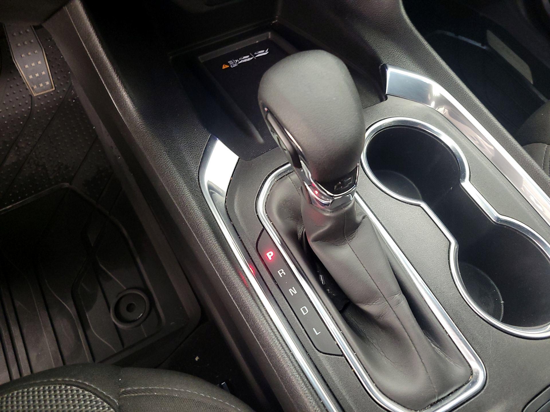 Thumbnail: 2023 Chevrolet Traverse - 17