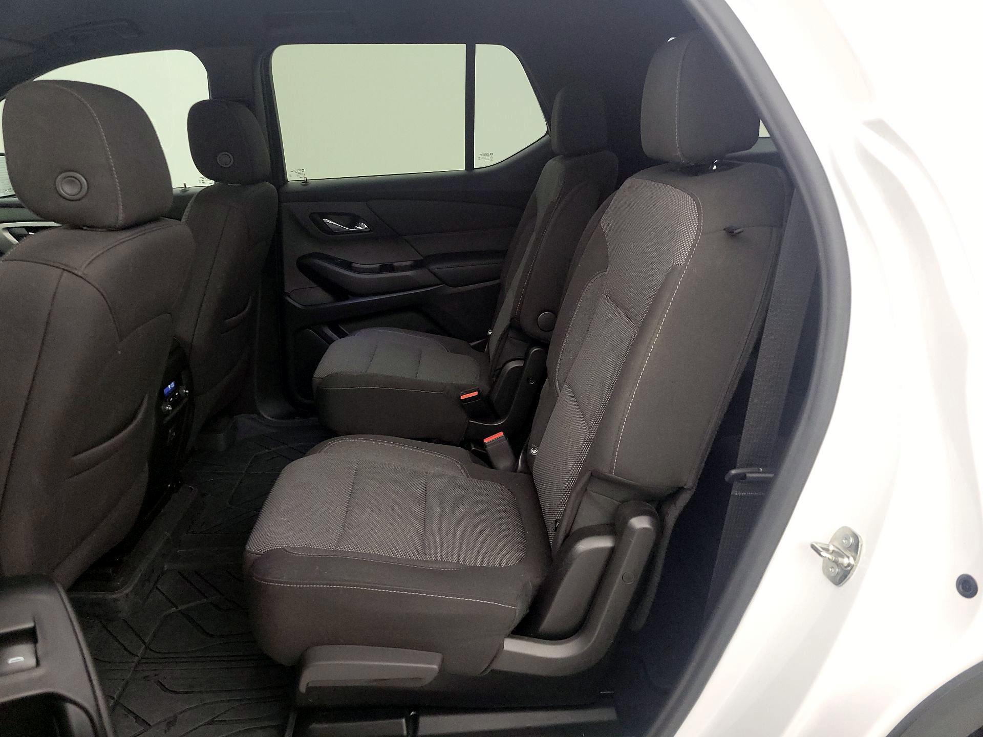 Thumbnail: 2023 Chevrolet Traverse - 19